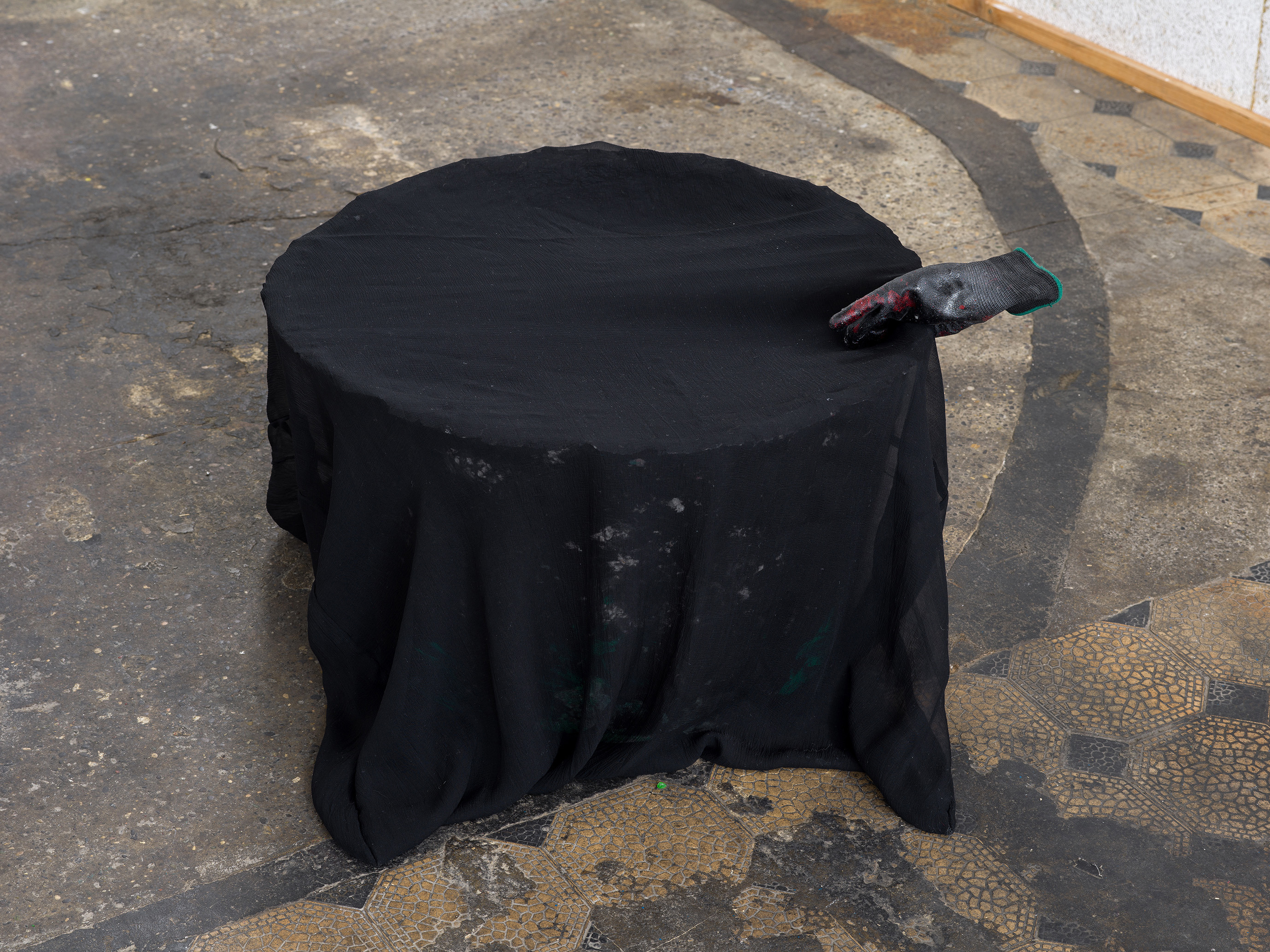 Julia Znoj, Instinct or Hallucination, 2025, Paper, glue, paint, t-shirt, silk, glove, resin, 63 x 63 x 50 cm