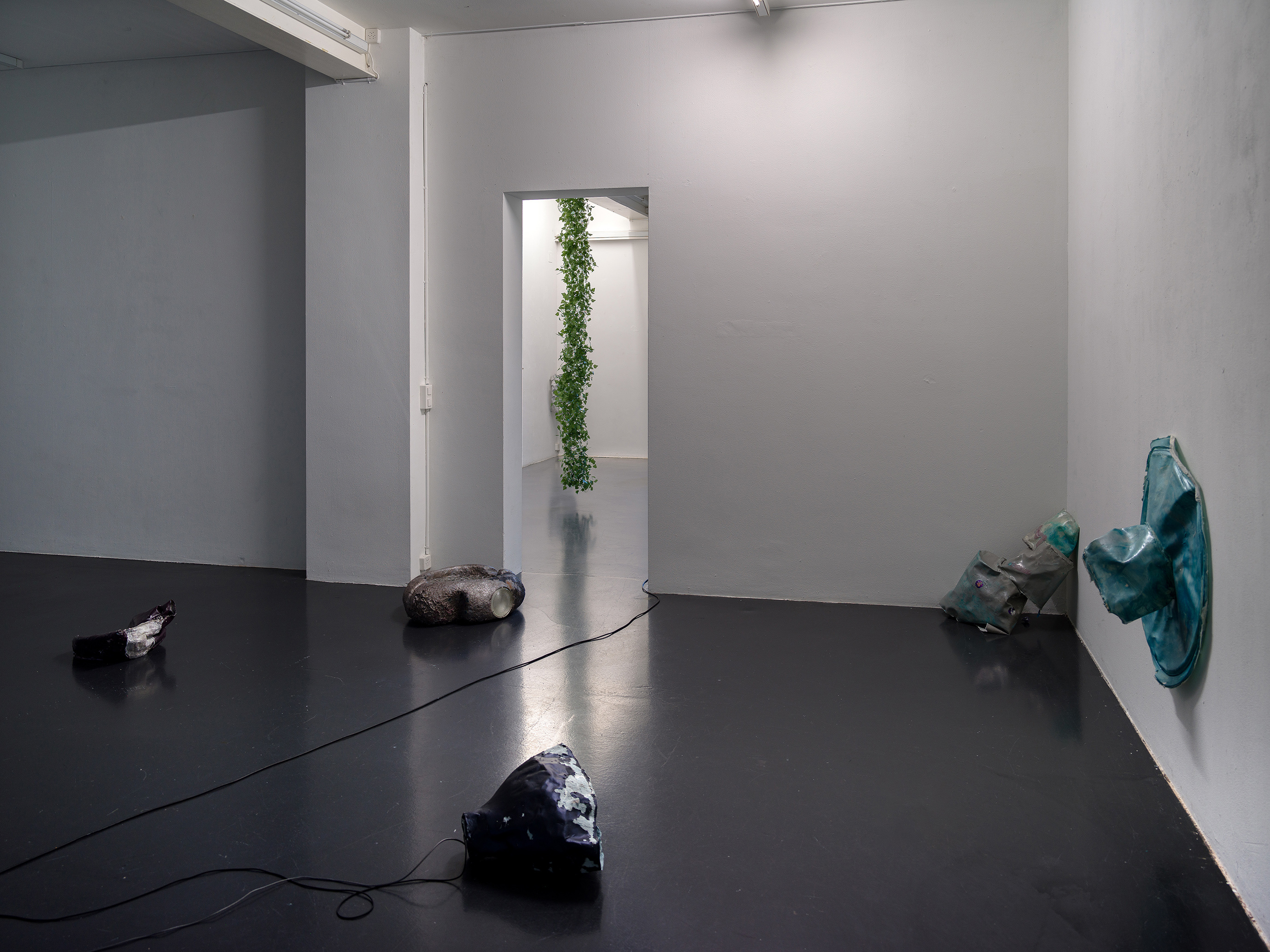 Julia Znoj, Ground, 2025, exhibition view, Kunstraum Aarau