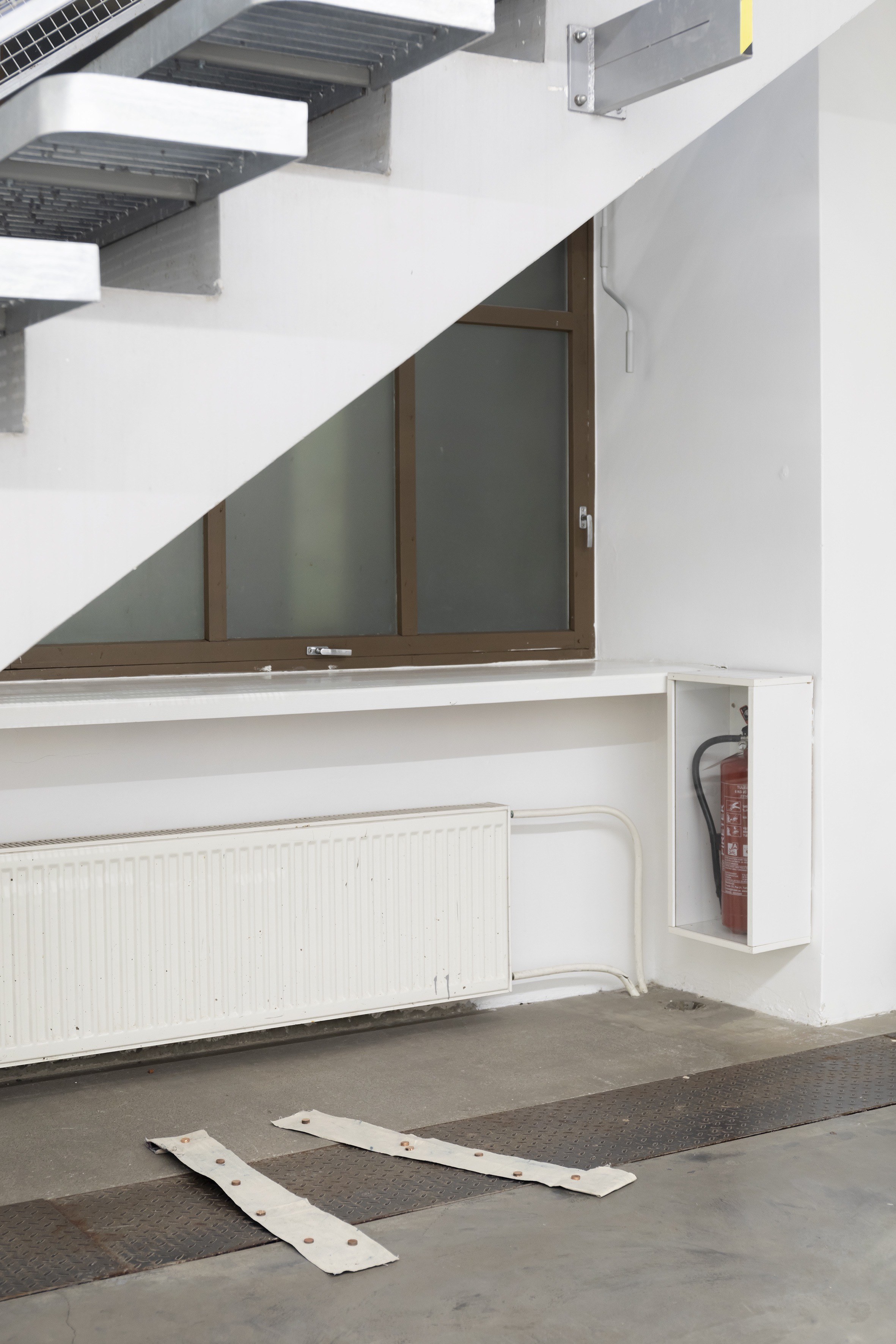 Lehtomaa: "stick" / oil on cotton, copper