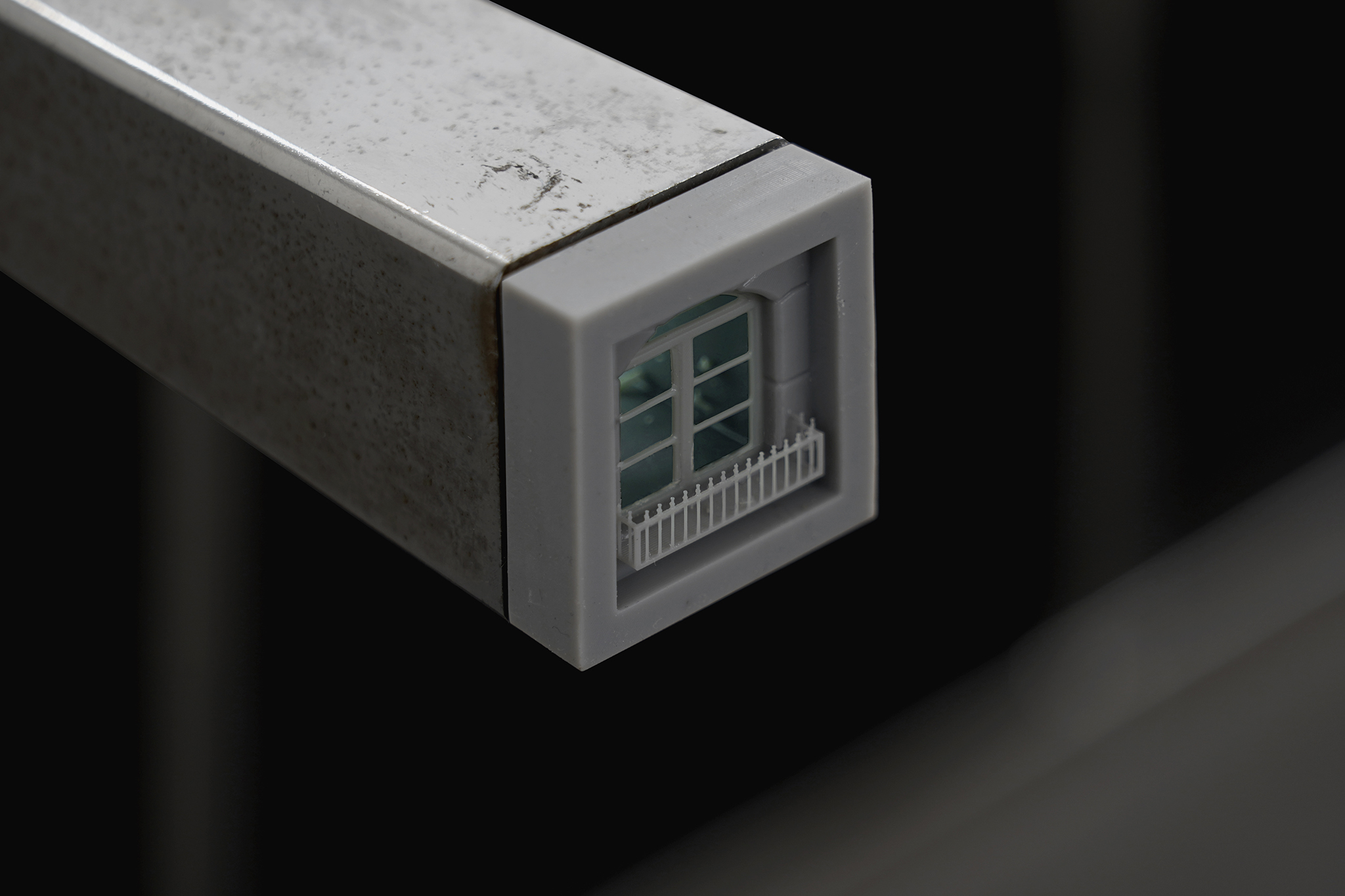 Rodrigo Red Sandoval - Three views from a nest (2025); Table, bird nest, receipts, resin 3d print (135x75x85cm), courtesy of the artist and Platform