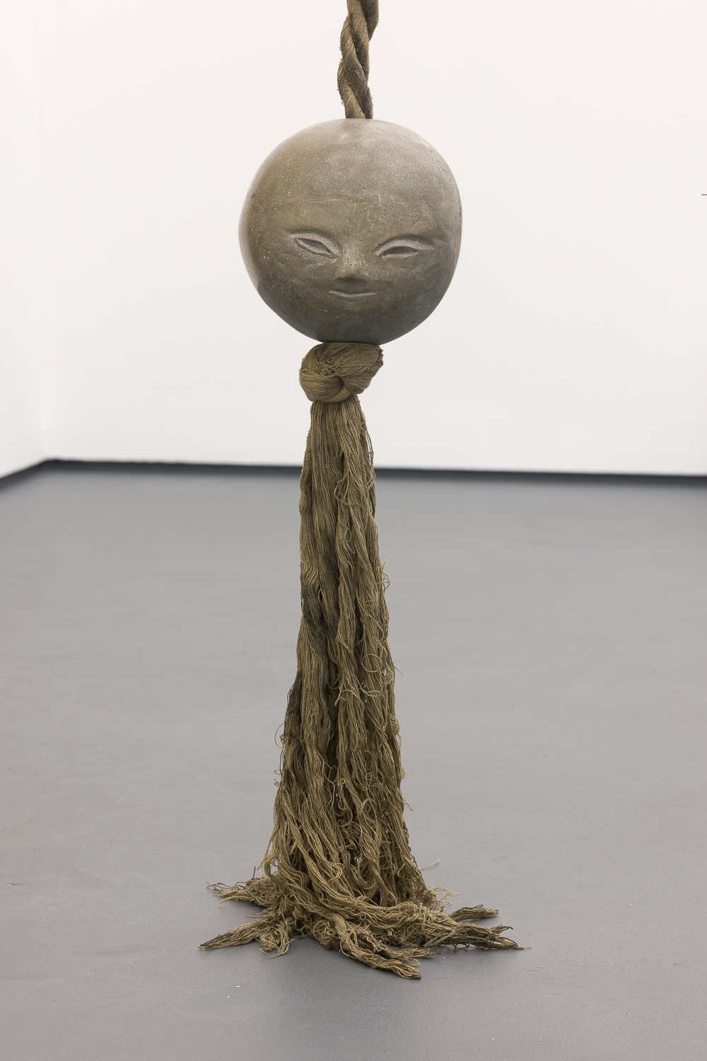 Anna Ruth, Handed Unhanded, installation view