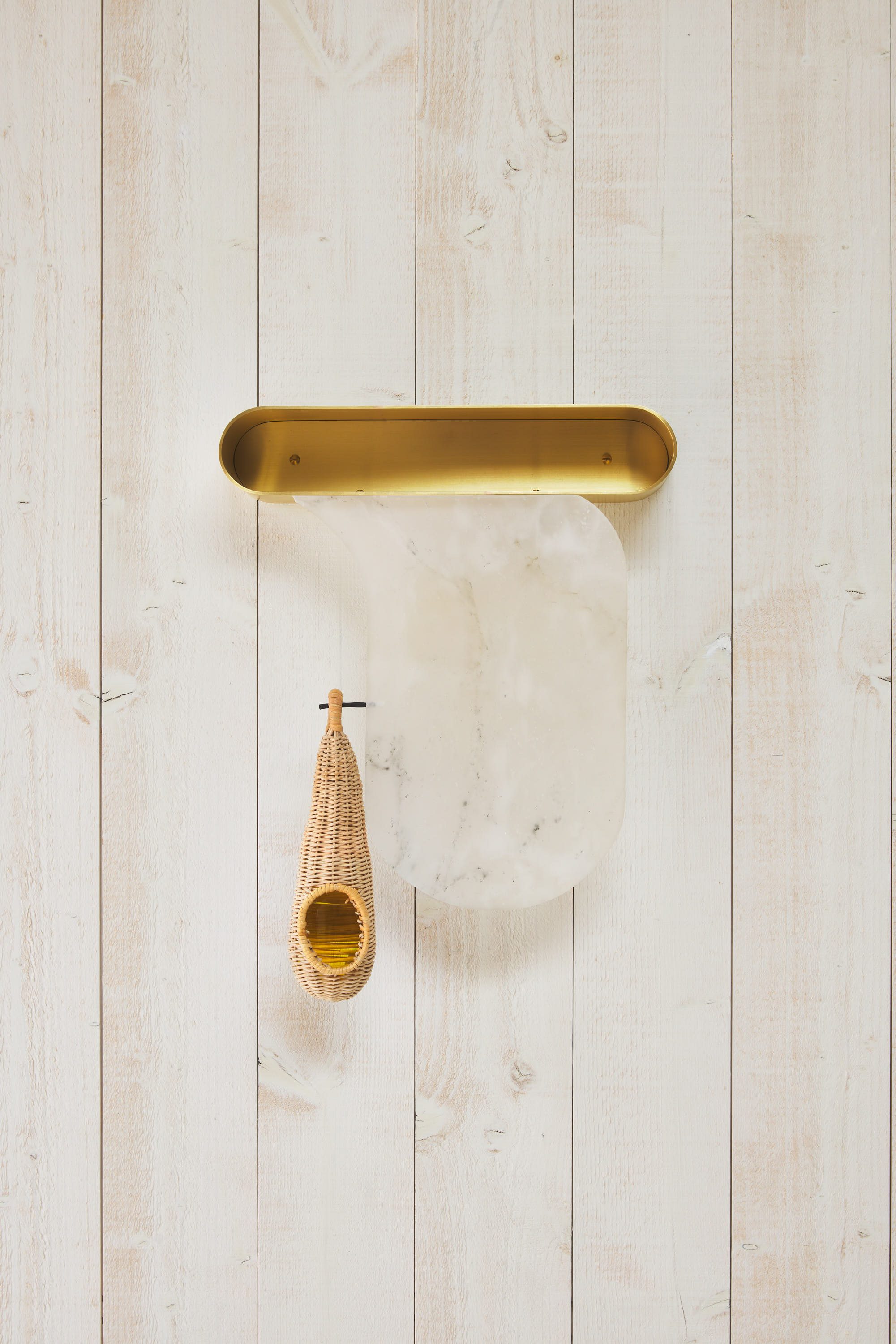 Veilleuse. Alabaster, balsam fir resin, blade of grass, brass, charcoal, glass, rattan, 52 x 38 x 12 cm