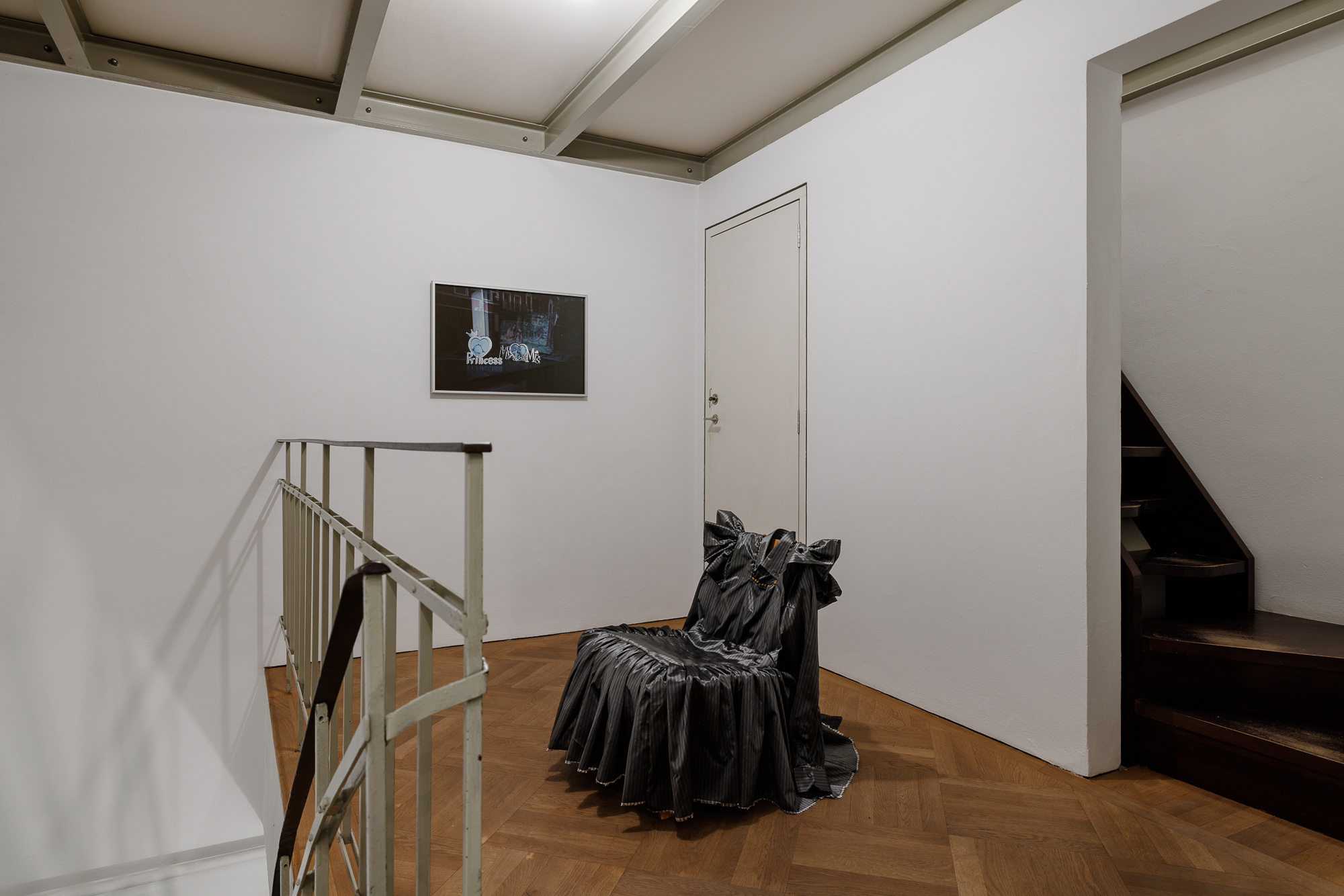 Rosen im Dezember, exhibition view, Lombardi—Kargl, Vienna, 2025