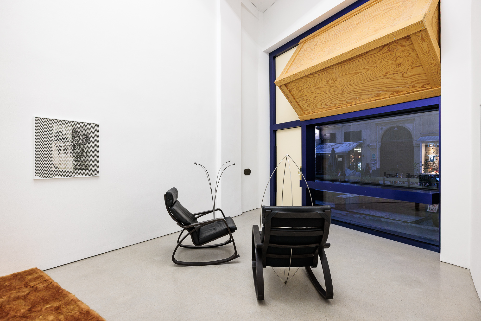 Rosen im Dezember, exhibition view, Lombardi—Kargl, Vienna, 2025