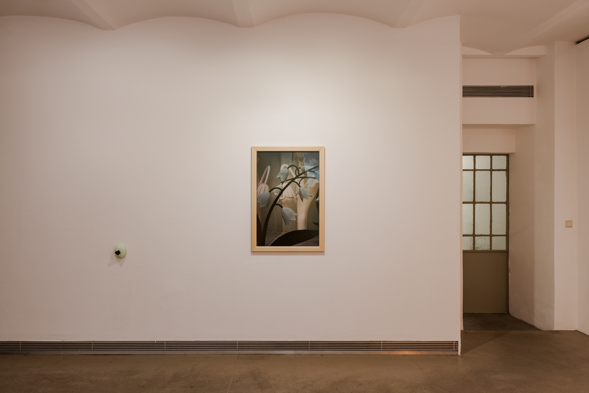 Rosen im Dezember, exhibition view, Lombardi—Kargl, Vienna, 2025