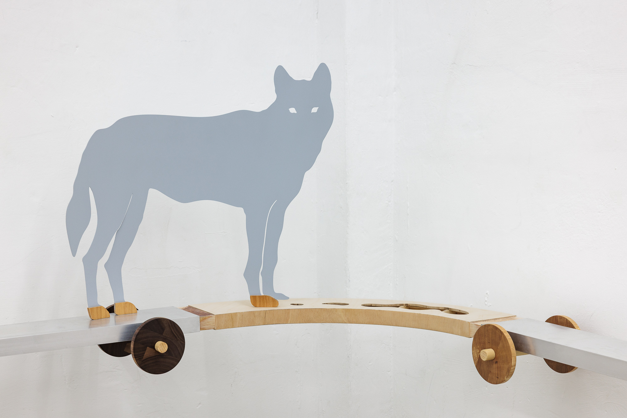 image: work / title and year: a Big Bad Wolf, 2025 / material: aluminium, varnish, beech plywood / dimensions: 60 x 70 cm