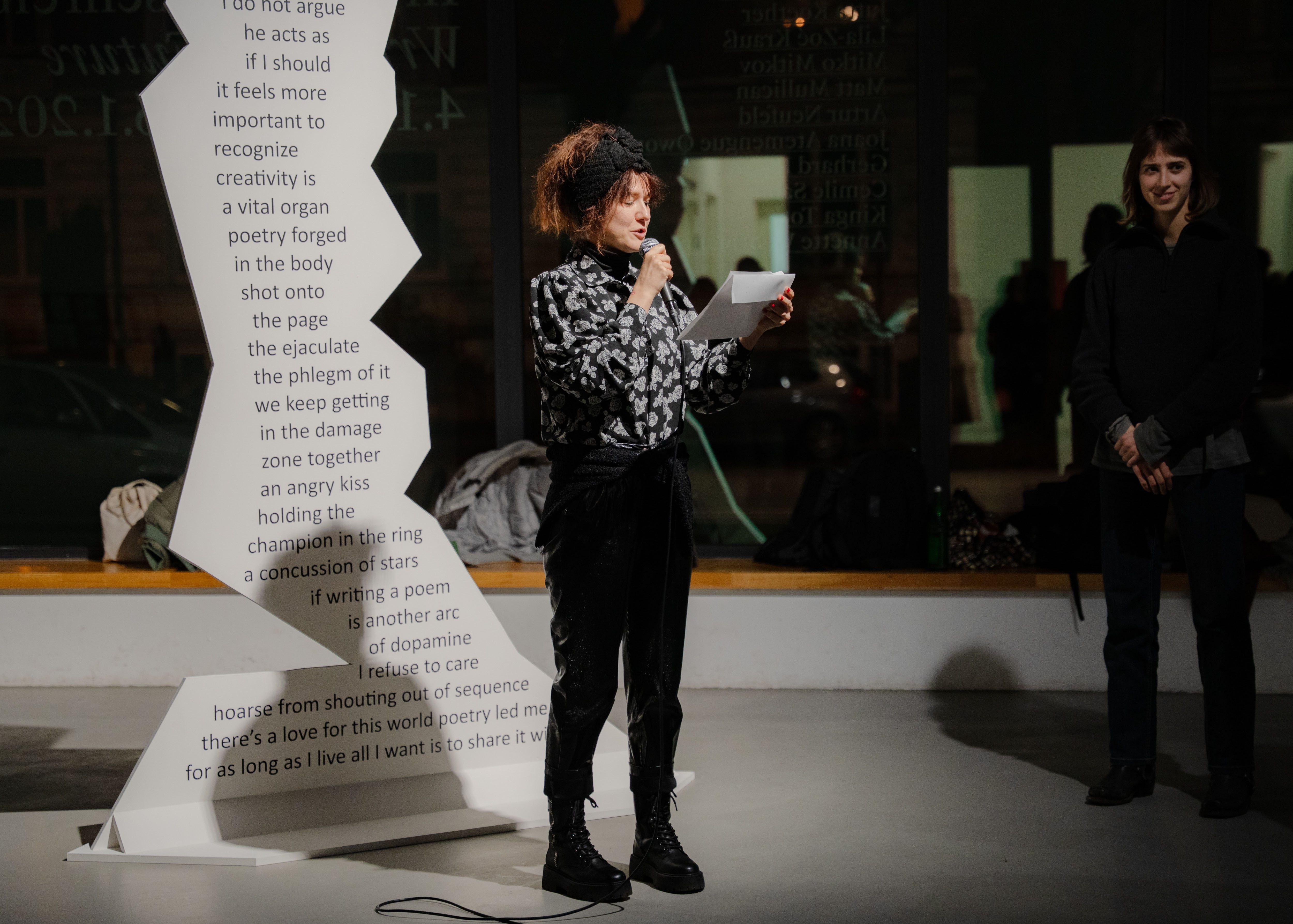 How to Sing a Picture? Workshop presentation with HFBK students and alumni by Kinga Tóth, December 2025; Photo: Jana Rothe