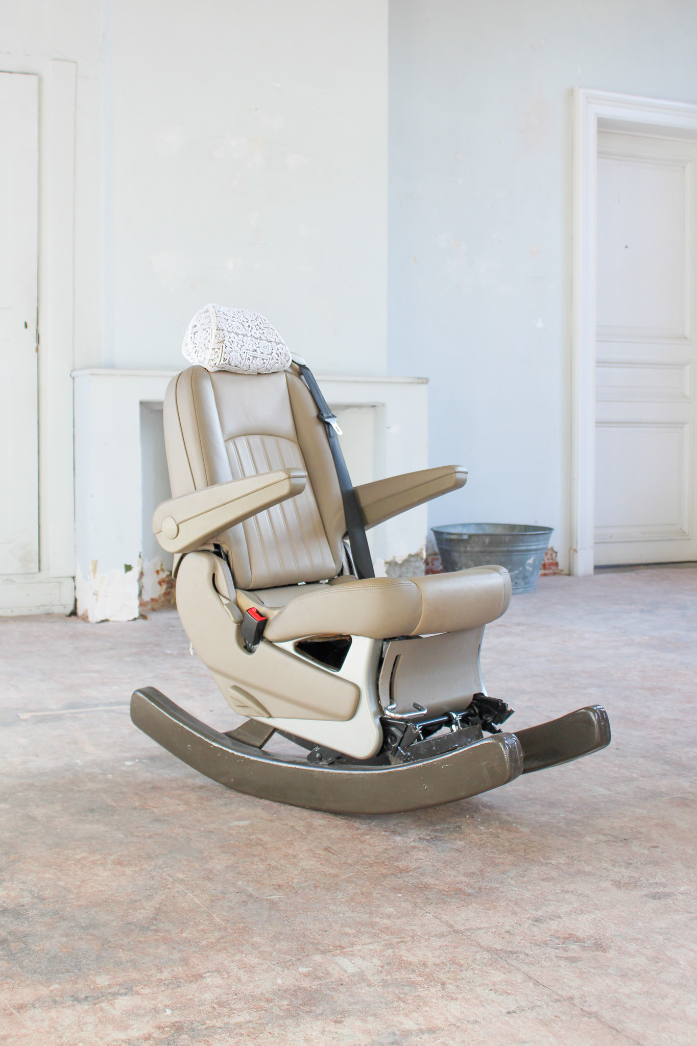 Juli Bierich, Service ll, 2026. Courtesy: the artist. Photo: Karel Op 't Eynde 