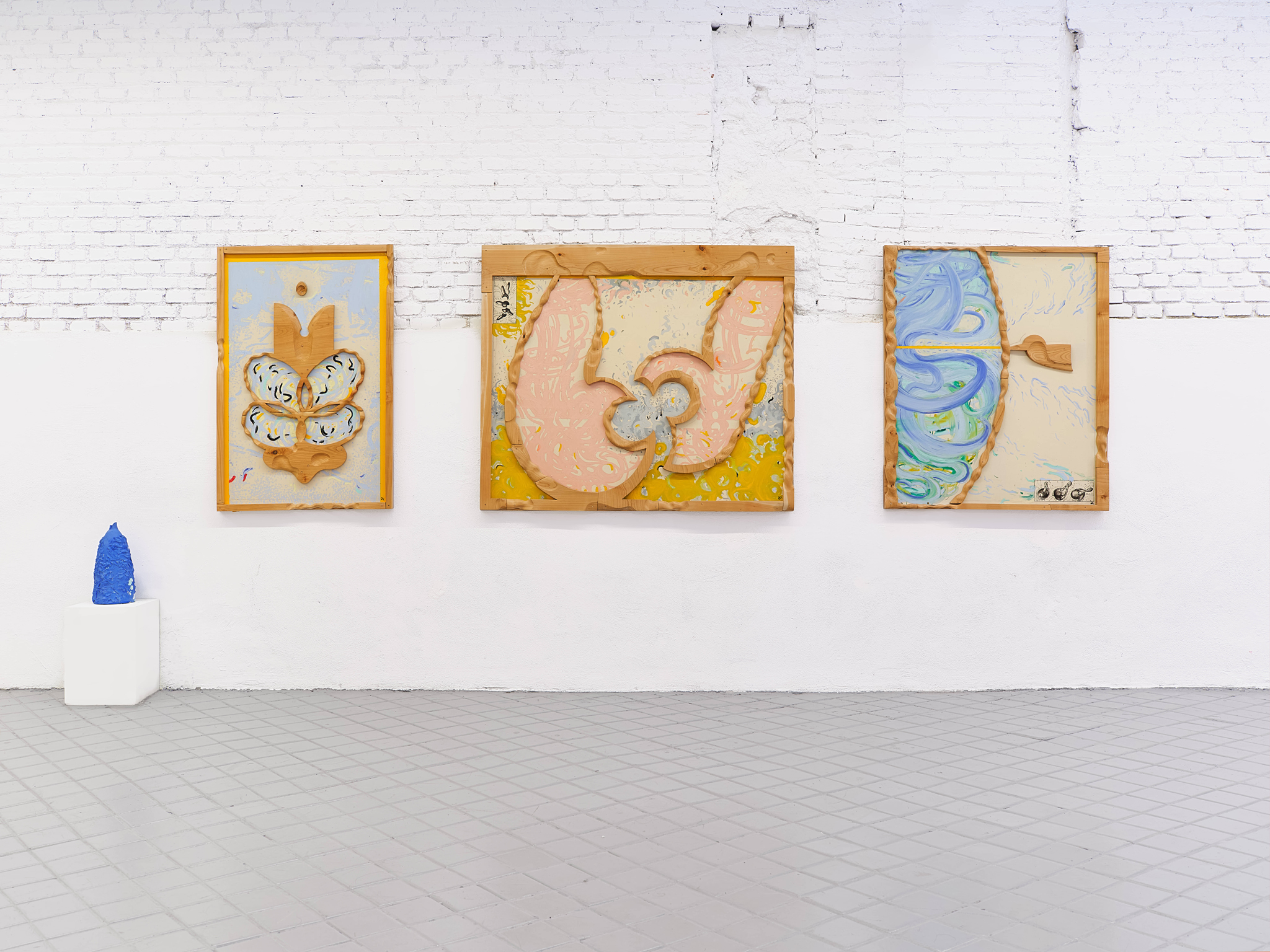 Platalea Ajaja, 2025, canvas, cherry wood, oil sticks, ink, installatino view