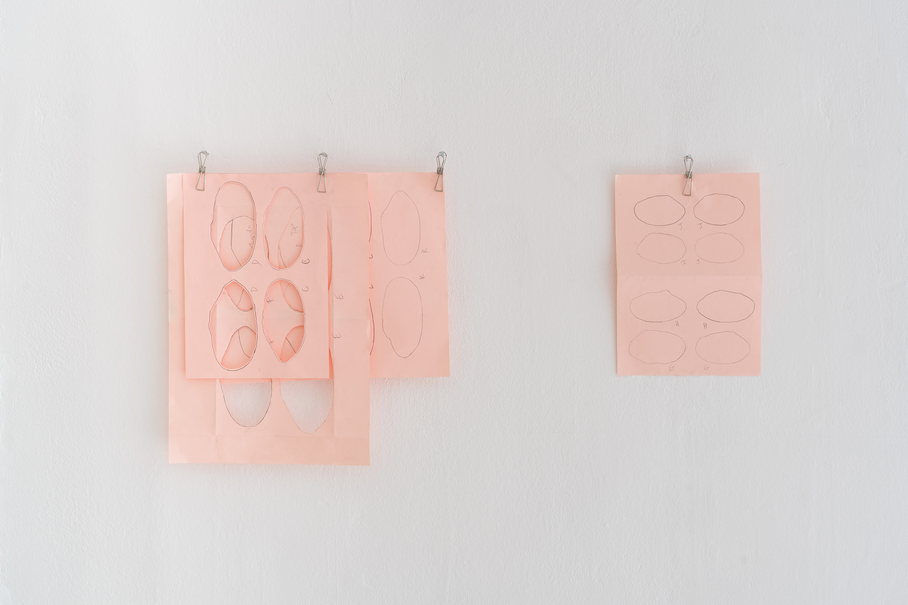 Vision à quatre yeux N°1, 2025, Cut paper, 41 x 42 cm. they built up the picture by Caroline Reveillaud, 16.01-28.02.26, at Komplot, Brussels. Image Lola Pertsowsky