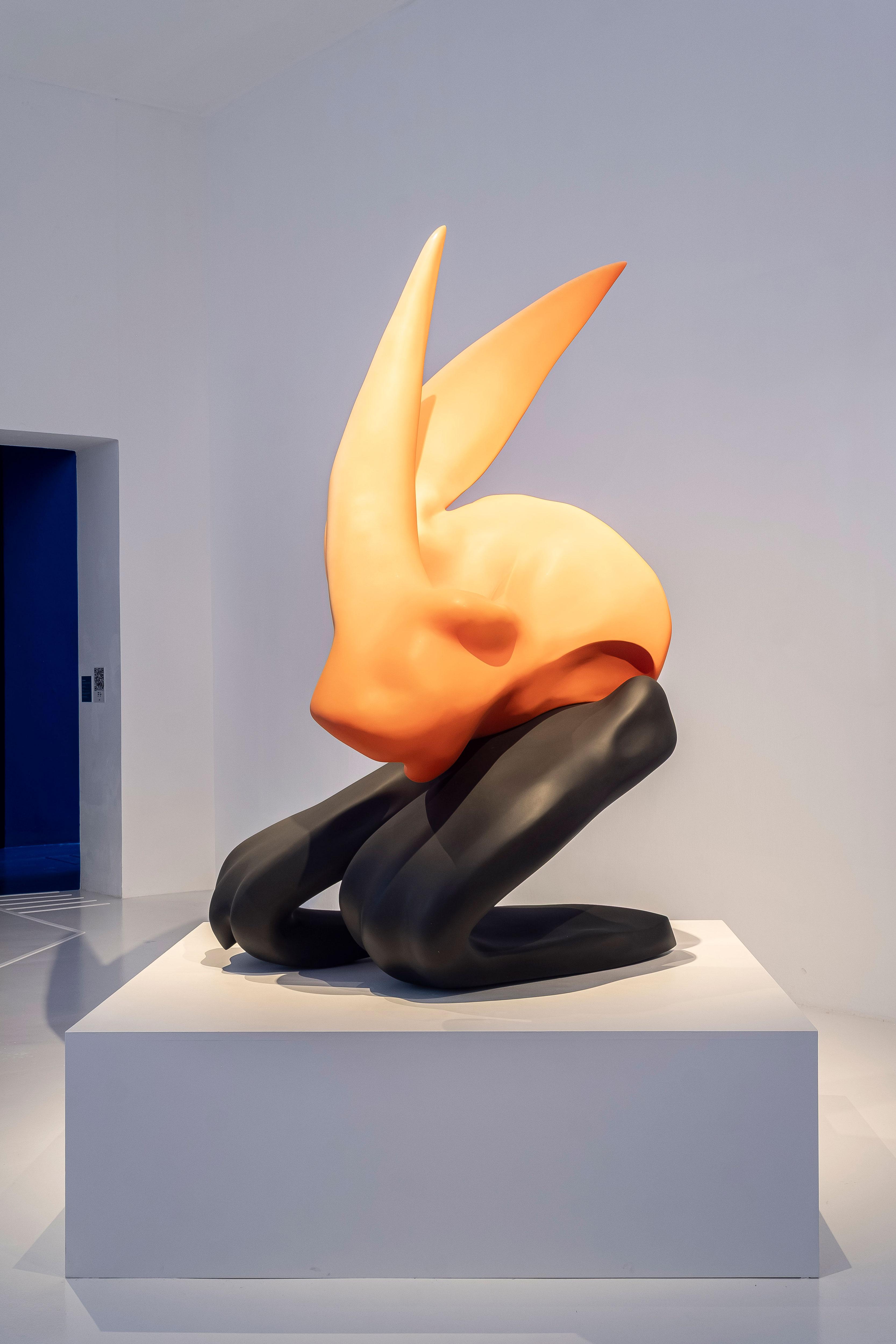 Teresa Solar Abboud, "Self-Portrait", 2025. Installation view "Self-Portrait as a Pregnant Woman", Kunstverein Hannover, 2025. Photo: Mathias Völzke