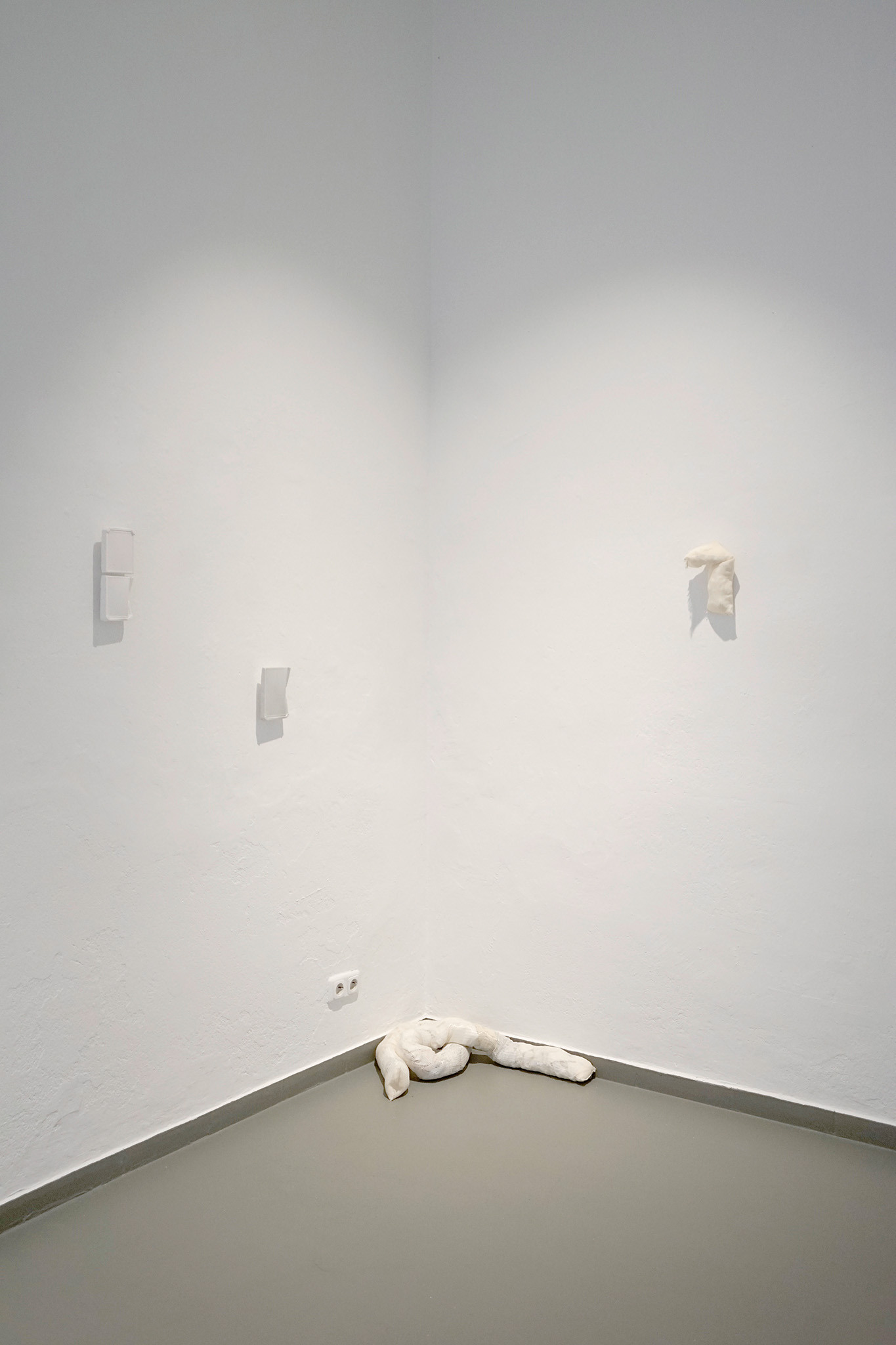 Maike Jansen, (Ent)Faltungen, 2026, exhibition view, Kunstverein Lüneburg