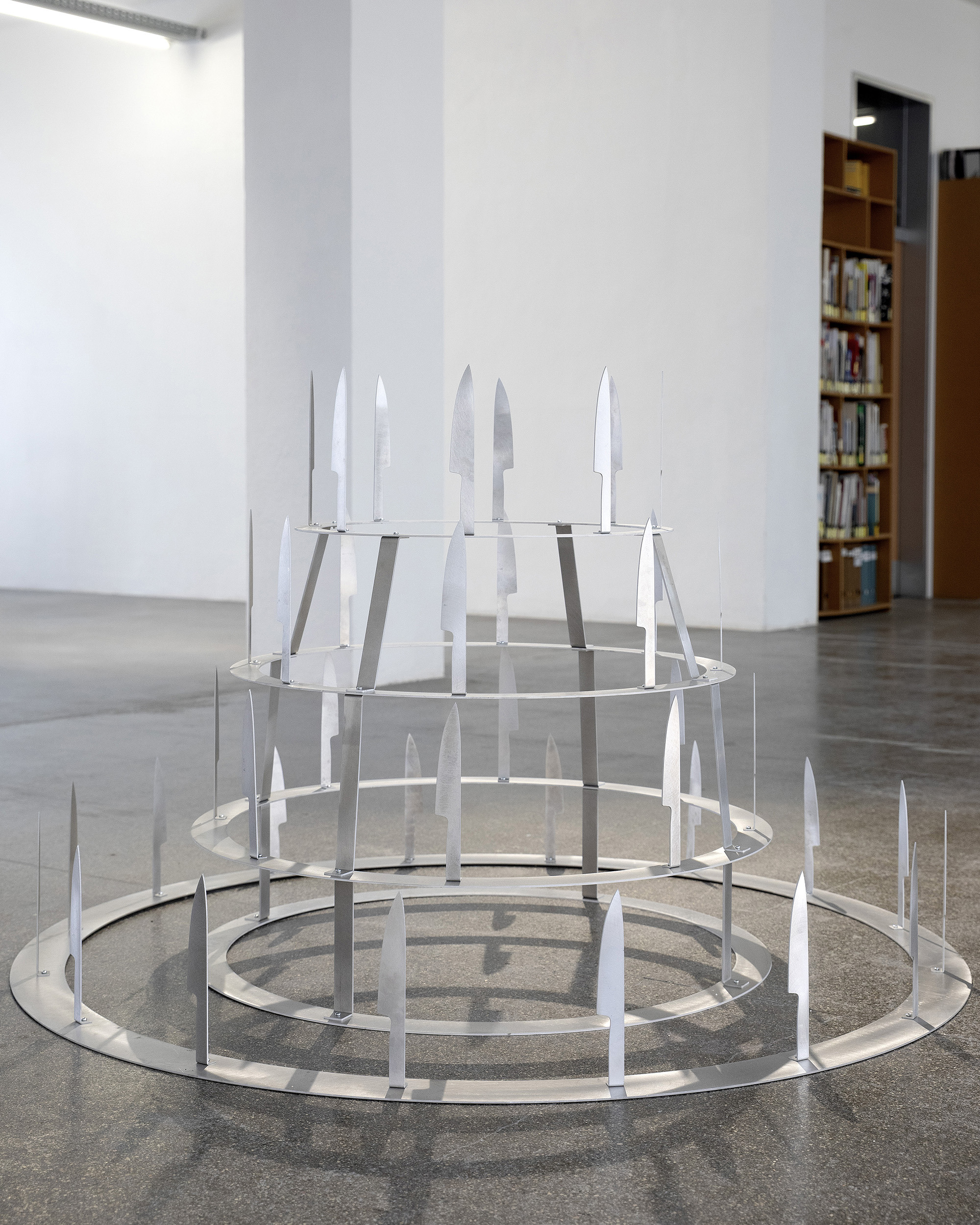 Sasha Auerbakh, Knife-Hat, 2024 Aluminium 150 × 150 × 68,5 cm