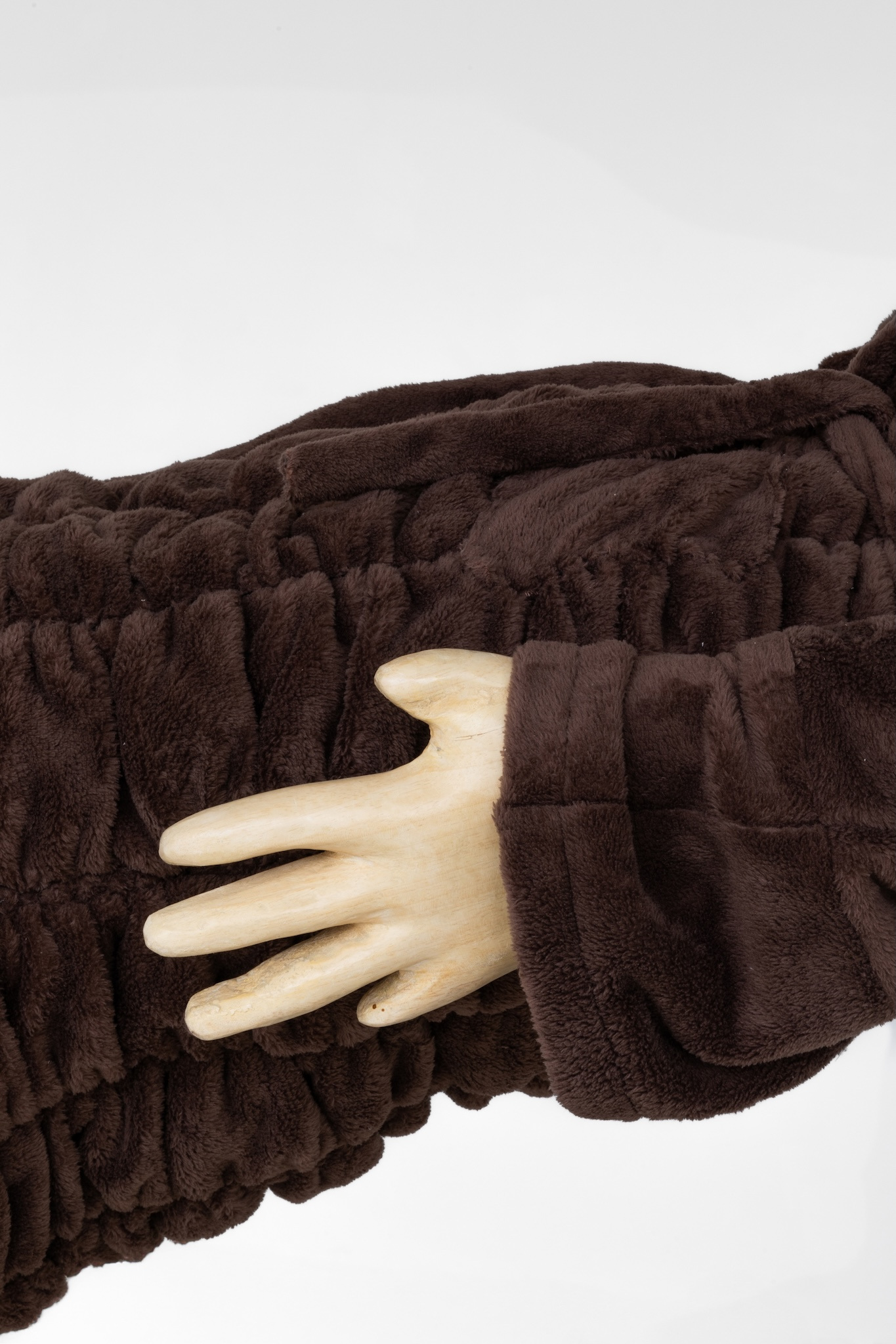 Angélique Aubrit & Ludovic Beillard, Bob, 2023, Dimensions variable, Polyester, cotton, jeans, lime wood, abachi wood