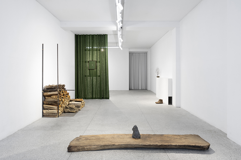 Nothing new upon the ground, André Vaz