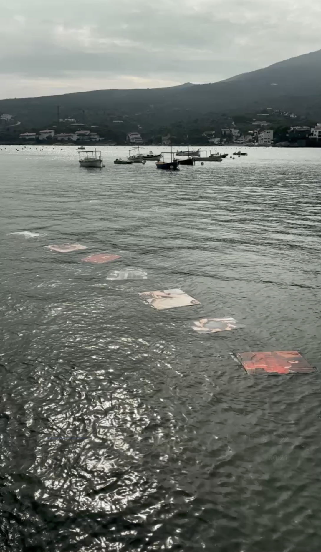 Trust Me — Floating photographic installation at InCadaqués Festival, exploring intimacy, trust, and perception through the interplay of water, light, and movement.