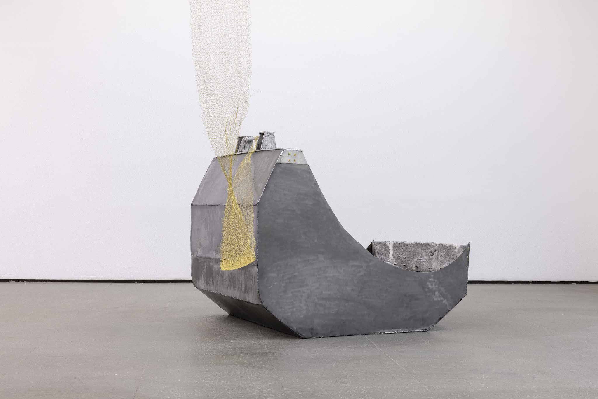 through and through   Cast brass, cast aluminium, forged steal, steal, aluminium, stainless steal fixtures   2026