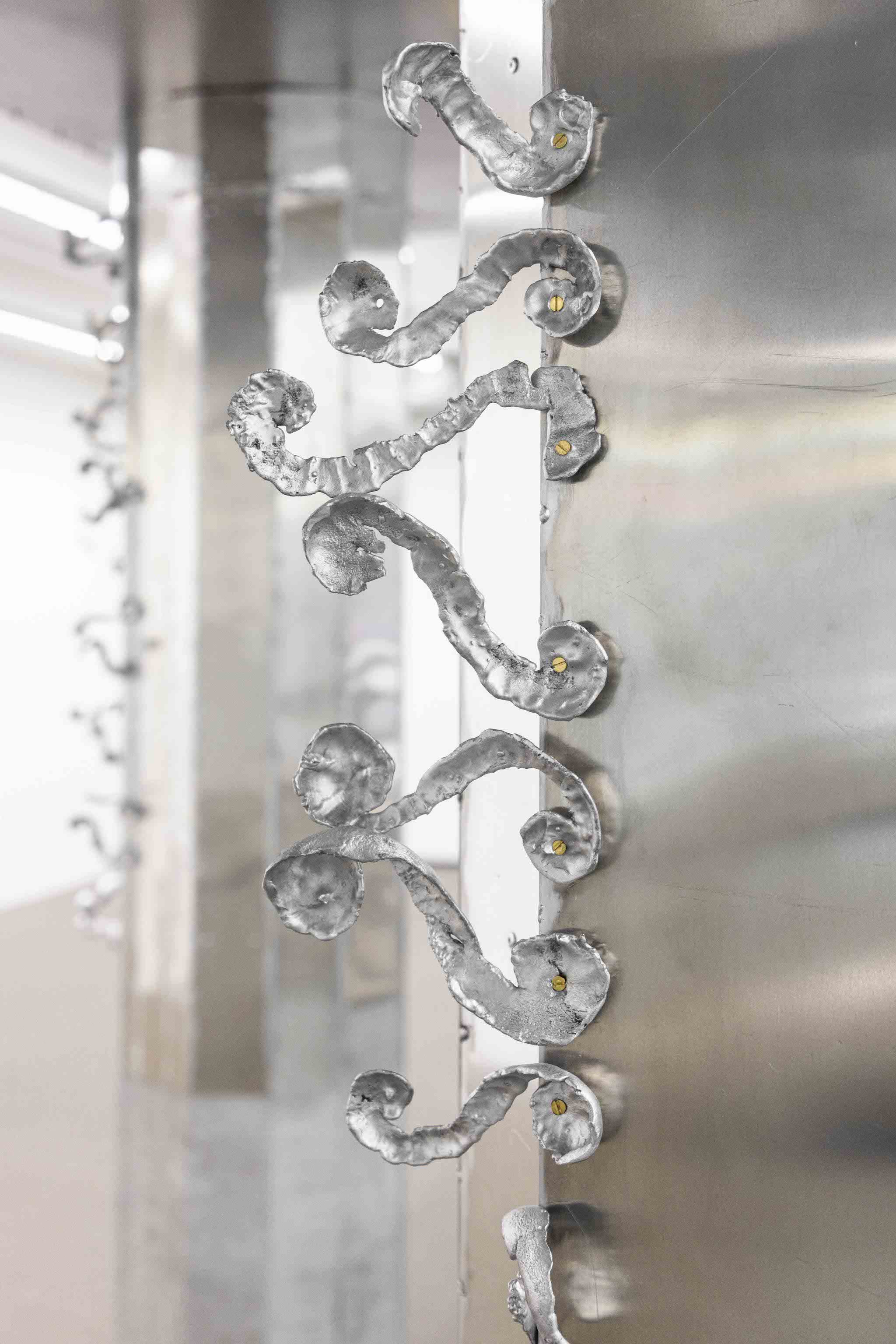 through and through   Cast brass, cast aluminium, forged steal, steal, aluminium, stainless steal fixtures   2026