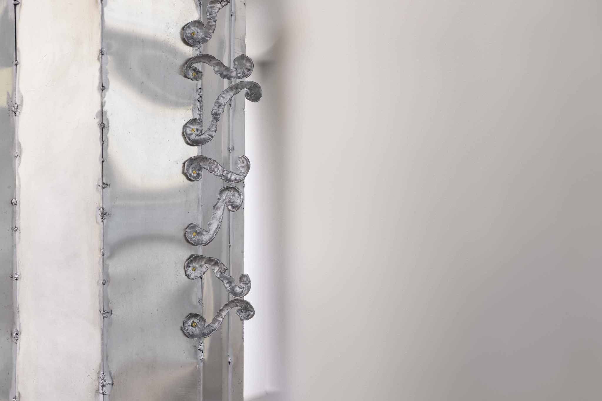 through and through   Cast brass, cast aluminium, forged steal, steal, aluminium, stainless steal fixtures   2026