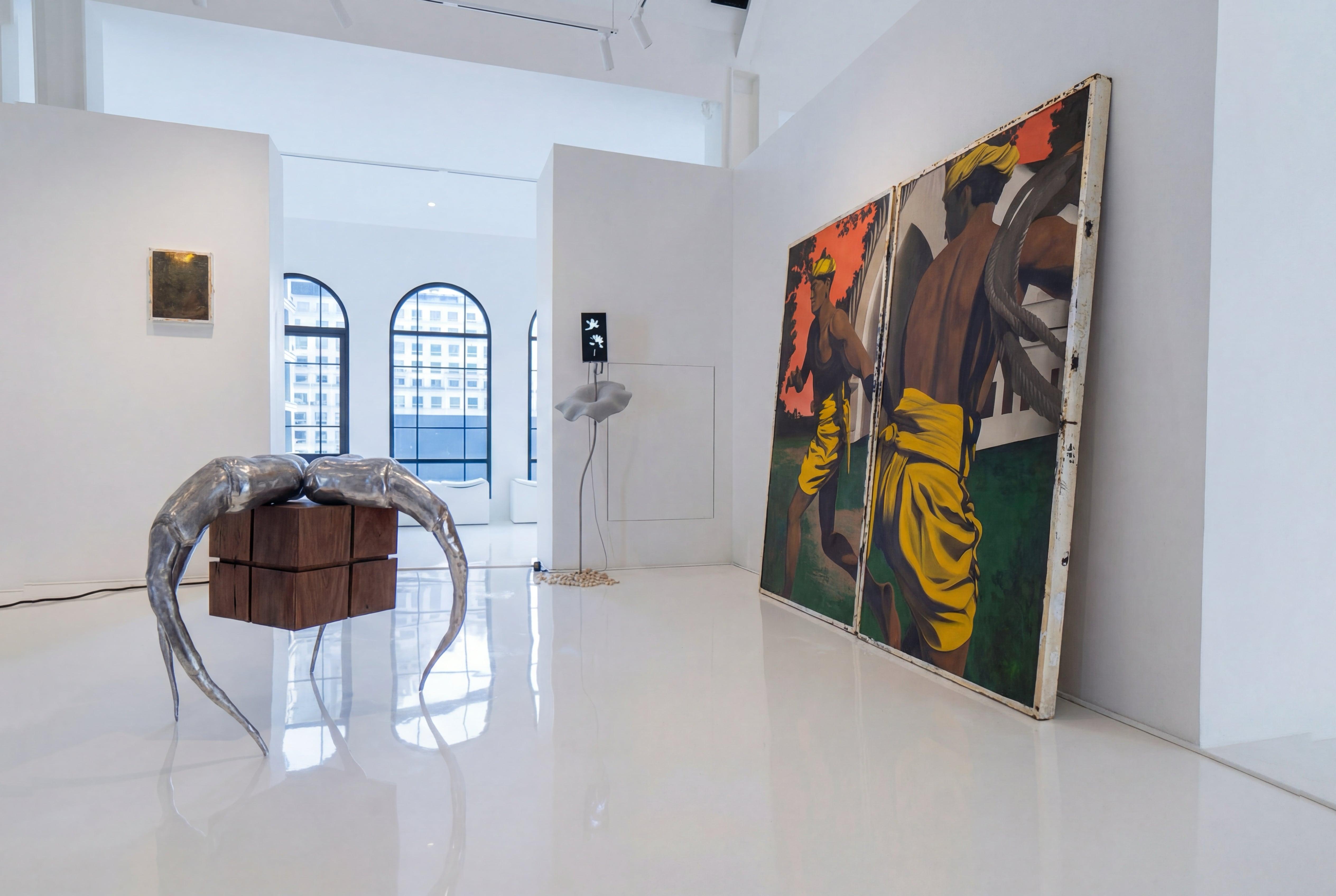 exposition, duo show "Roots and Rituals", artist: Dishon Yuldash, Swatchrokorn Wannasorn