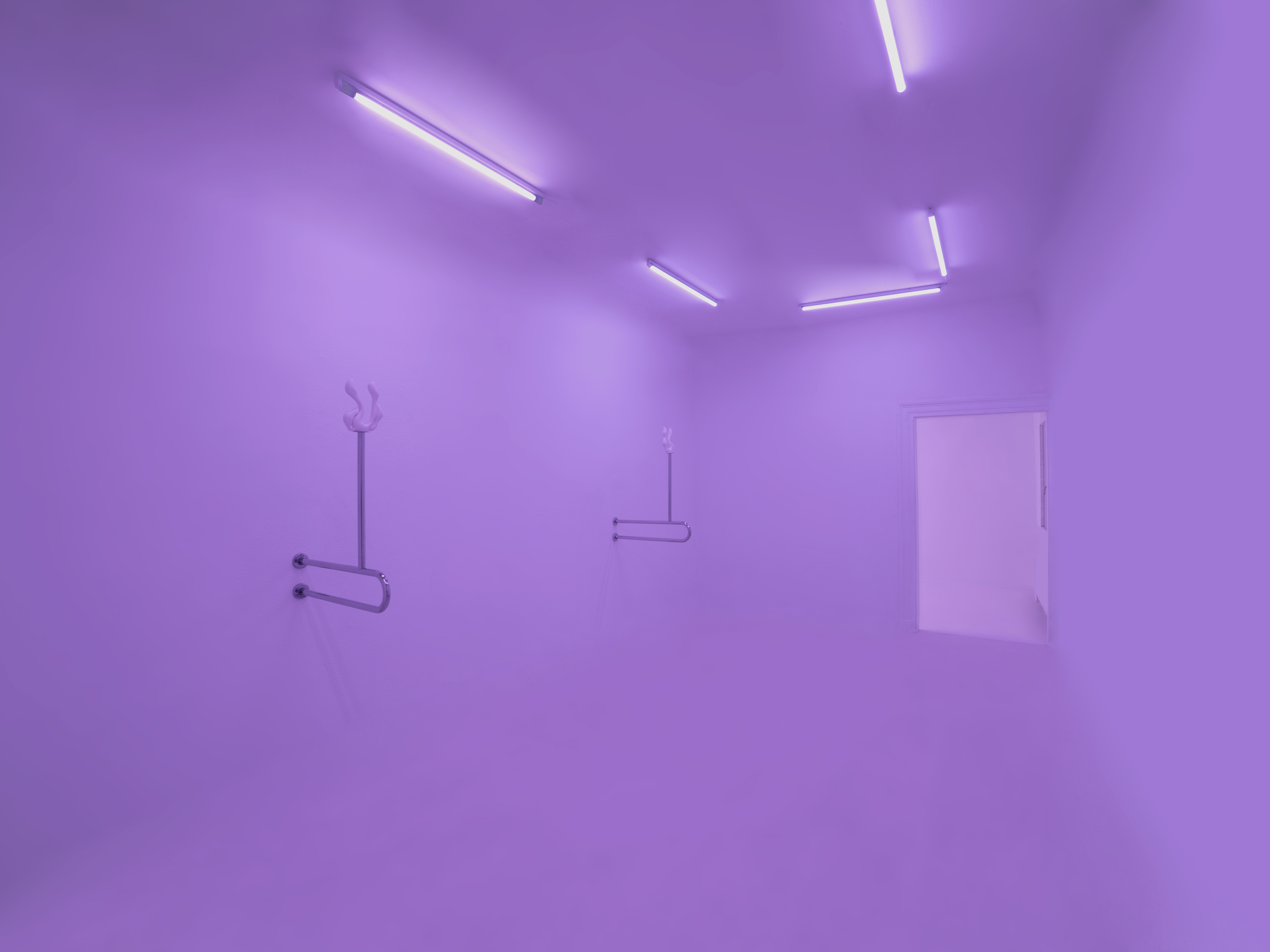 rás. Natoru. Film,  Installation & Media Performance, Installation Views at Kunstverein Göttingen,  Curated by Stephan Klee, Photos by Peter Heller. Production Cavve, 2026