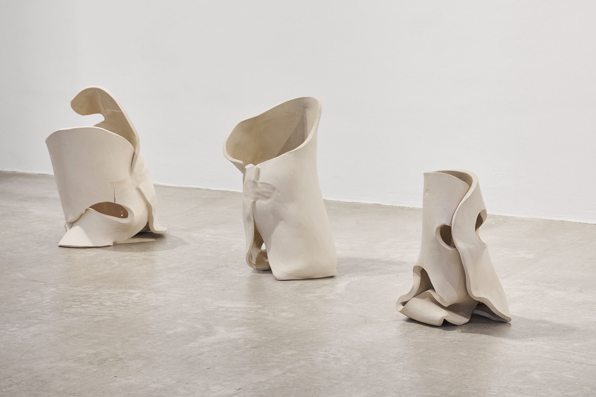 Flop 2-4 (2026), ceramic