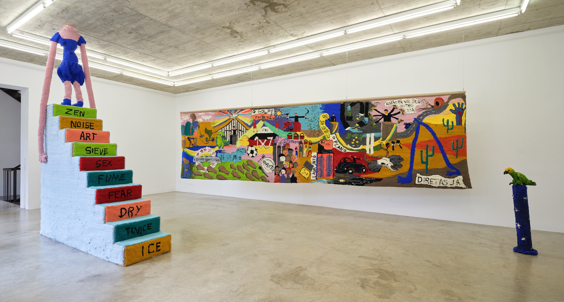 Elen Braga, One to zen, 2026; Amanhã será outro dia (Tomorrow will be another day), 2026; Papagaio americano (American parrot), 2026. Courtesy: the artist and Wouters Gallery, Brussels.