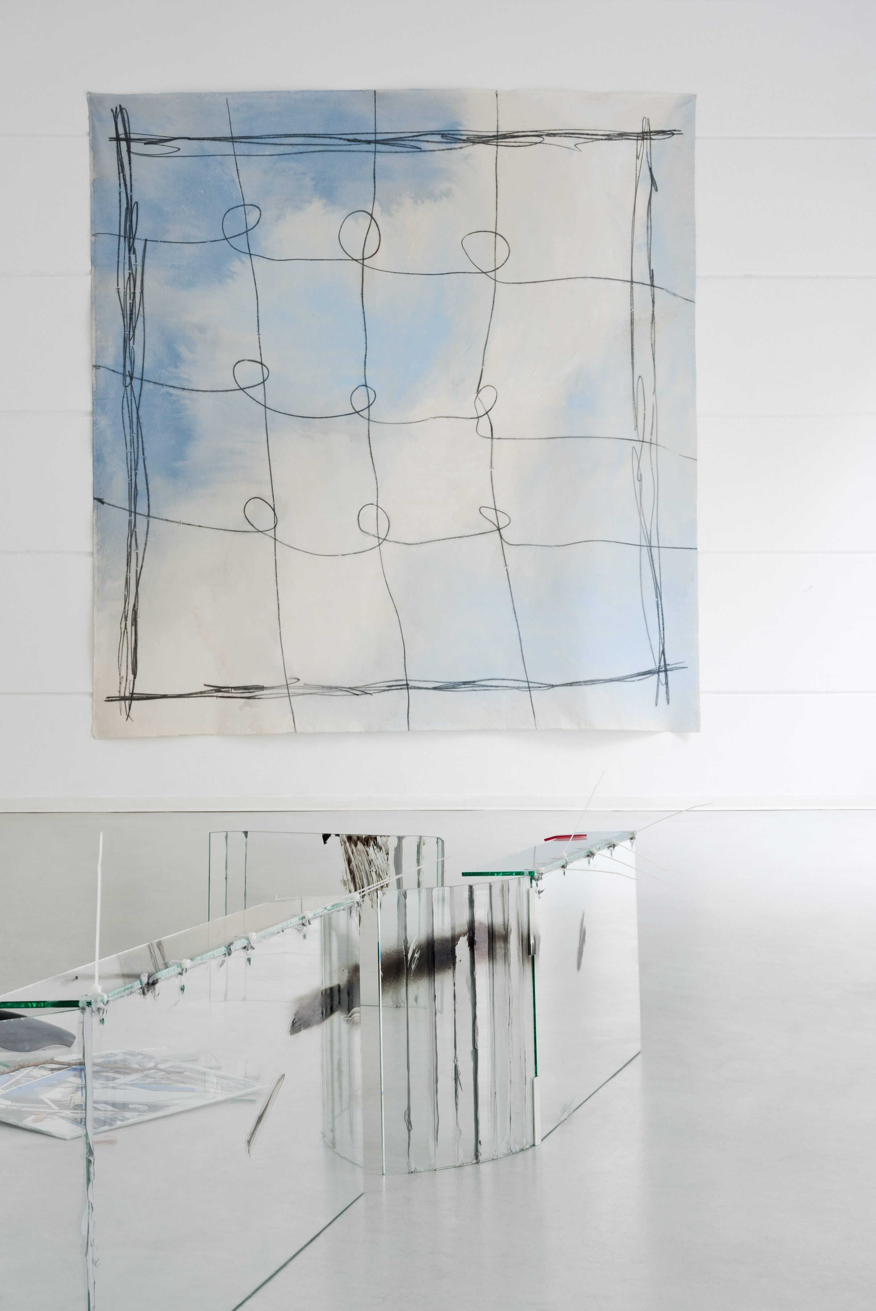 Interconnected Gestures exhibition view at Neun Kelche, Berlin, 2026. Copyright Dorothea Dittrich, VG Bildkunst 2026.