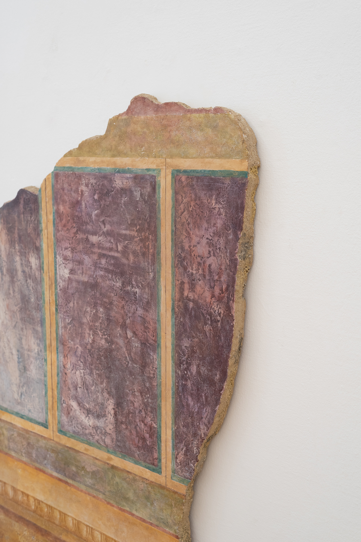Andrea Zabric in collaboration with Bernt Preisegger, Untitled (Pompeii Propp III) 2024, Pigments and binding agents on plaster and birch plywood 160 x 150 x 4 cm (detail)