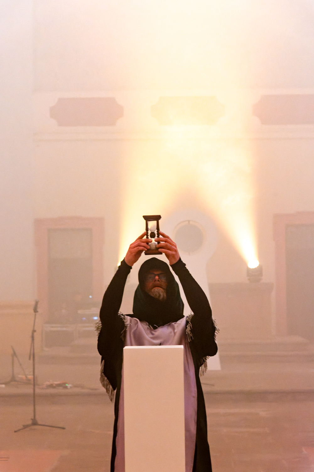 Performance on the opening of the exhibition SPIRIT WORLD RISING III / MMCXXVI
