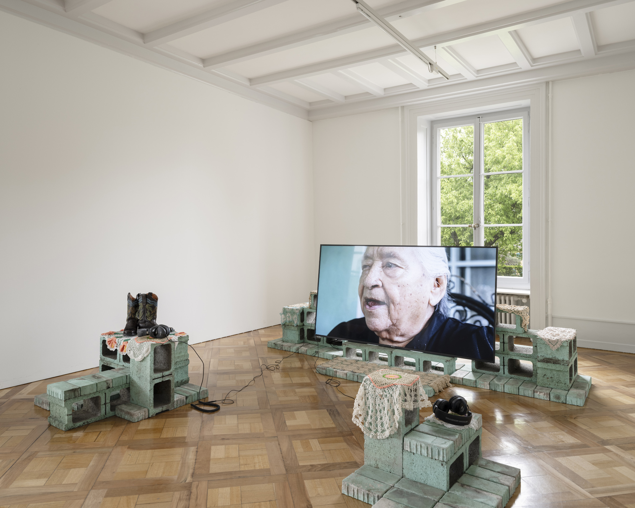 Exhibition View, ‘helvetropicos. Más acá de lo (ir)real’ at the Villa Bernasconi, 2026 © Photo by Dylan Perrenoud