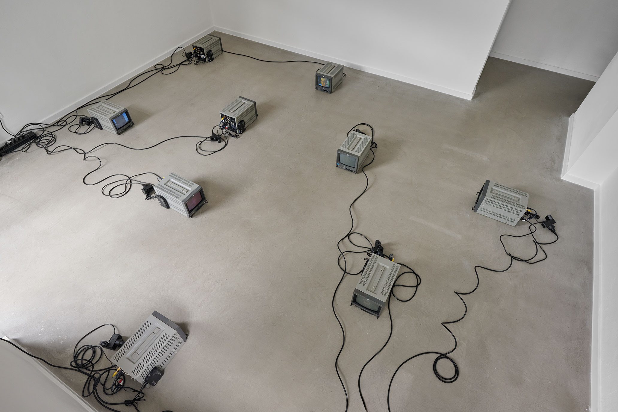 Installation view, Nils Ben Brahim, Decameron, Galerie Khoshbakht, Cologne, 2026