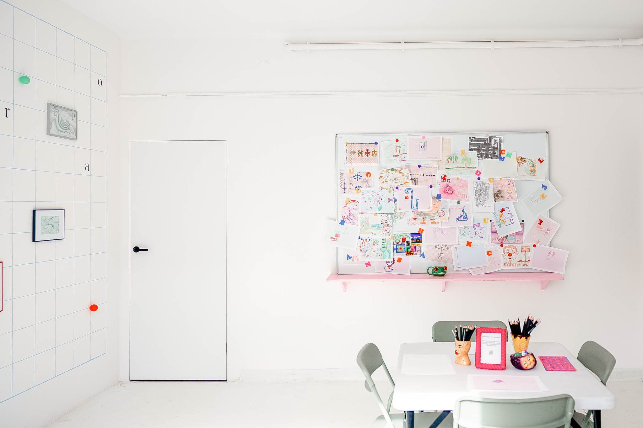Free-drawing zone for visitors