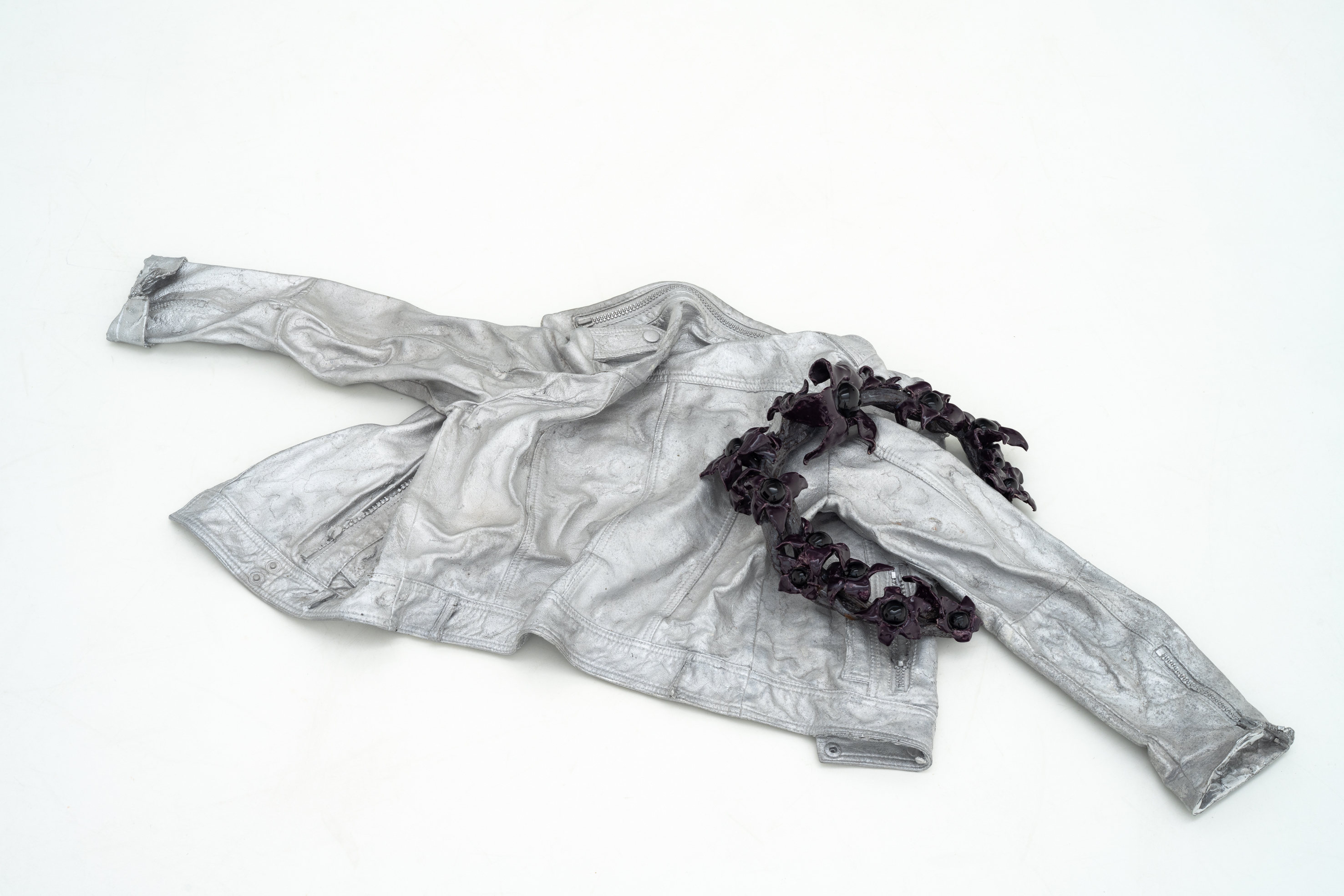 Installation view of Decade of Devotion (2021-22), Kunstraum Remise, Bludenz, 2026. 123 x 51 x 13 cm. Cast aluminium and glazed ceramic. Courtesy of Kunstraum Remise Bludenz and the artist.