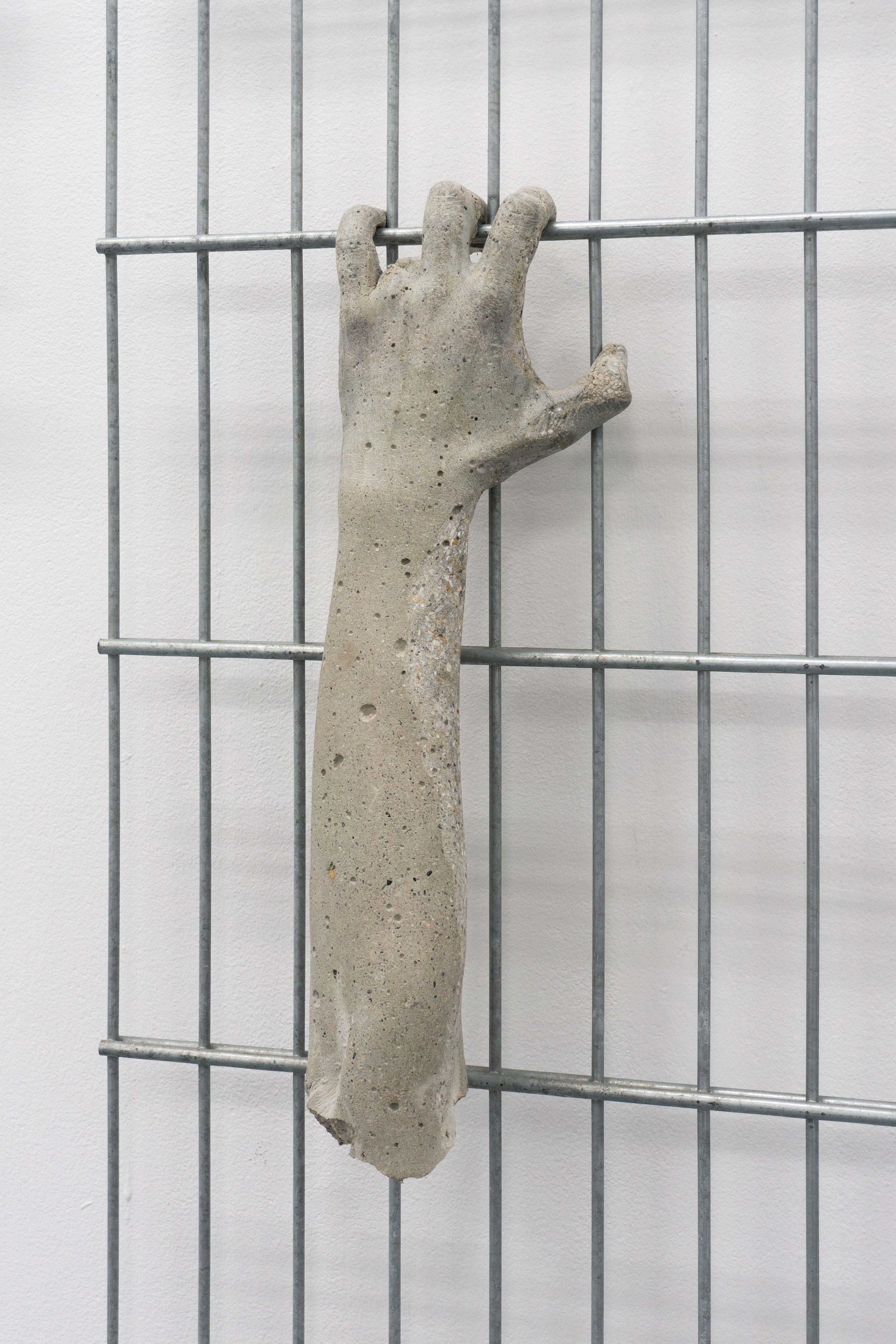 Installation view of 'Selbstporträt', 2026, concrete, 14 x 40 x 10 cm, by Mathias Weinfurter, DOD Gallery, Cologne, 2026