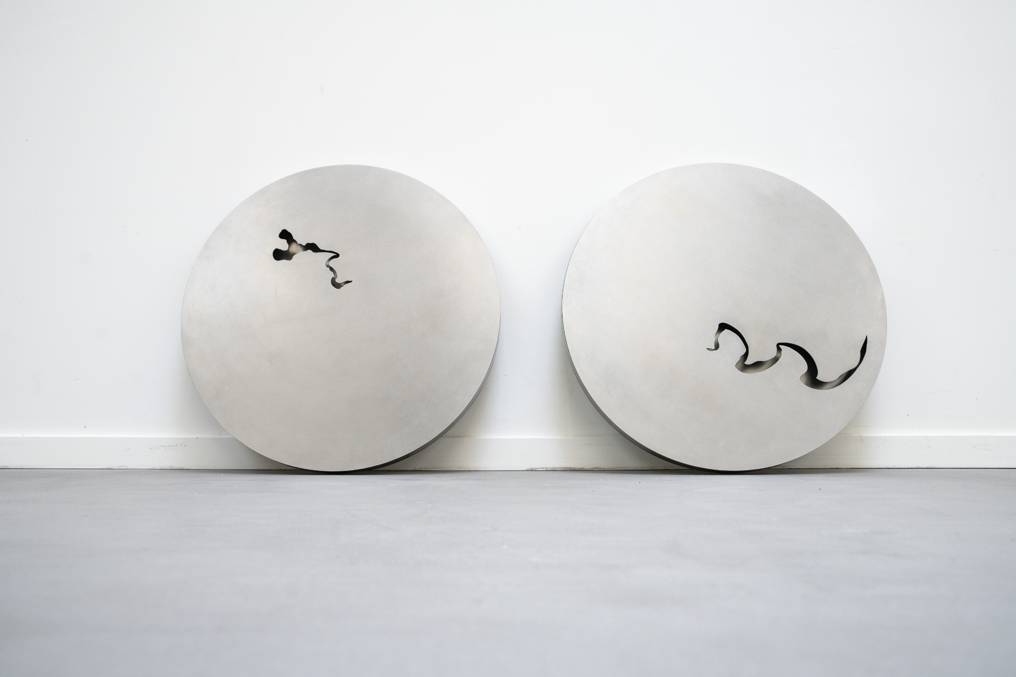 Sibylle Eimermacher, "Stenvender #1 & 2", erratic drums; steel, erratic pebbles