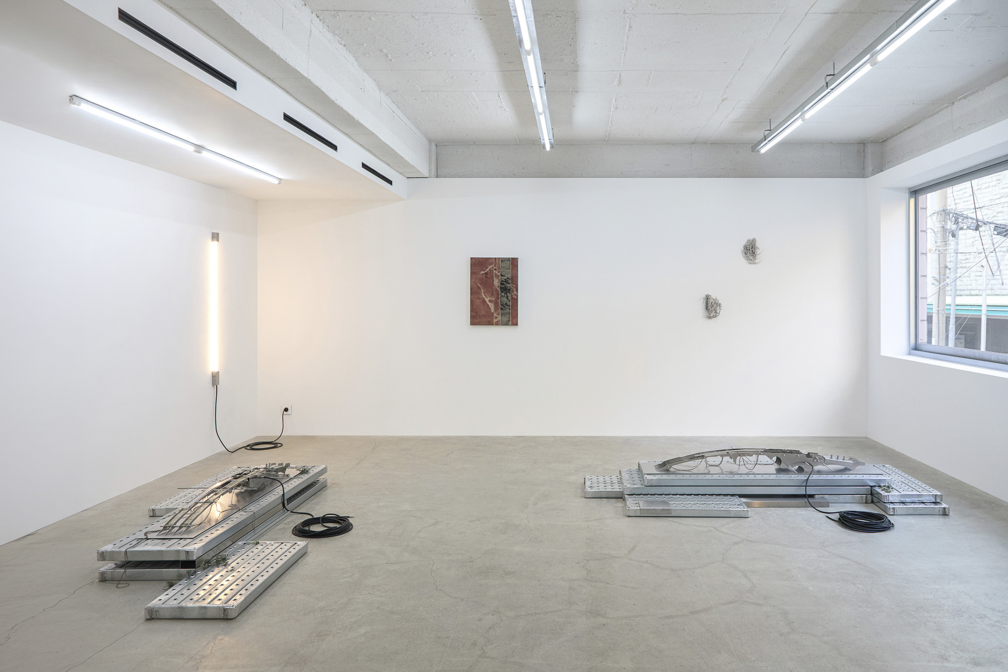 Inside Job (Ula Lucińska, Michał Knychaus), Axial Veil, exhibition view, CAPTION, Seoul, 2026,  photo: Bokyoung Han