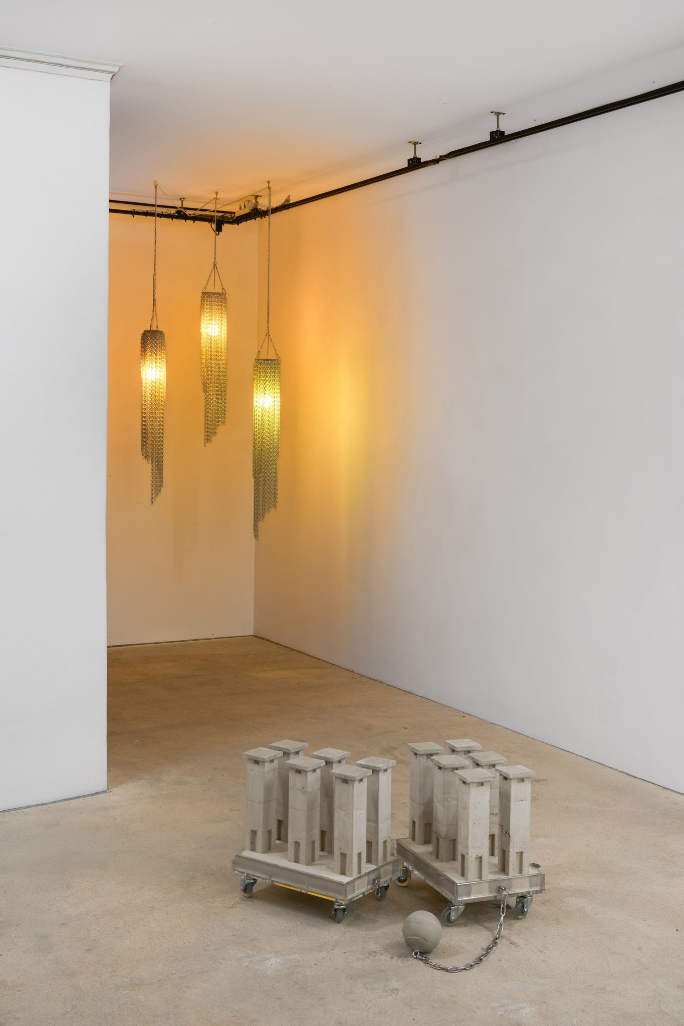 Installation view, FAULT INDEX, STUDIYA, Seoul, Photo (c) Studio Yumull