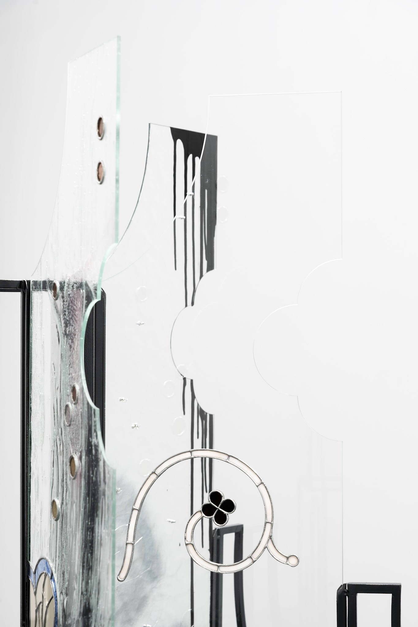 Detail view of Coiling Paths II (2026) by Anna Mari Liivrand. View from The Woo of Coiling Paths, Kogo Gallery, 2026. Photo by Roman-Sten Tõnissoo