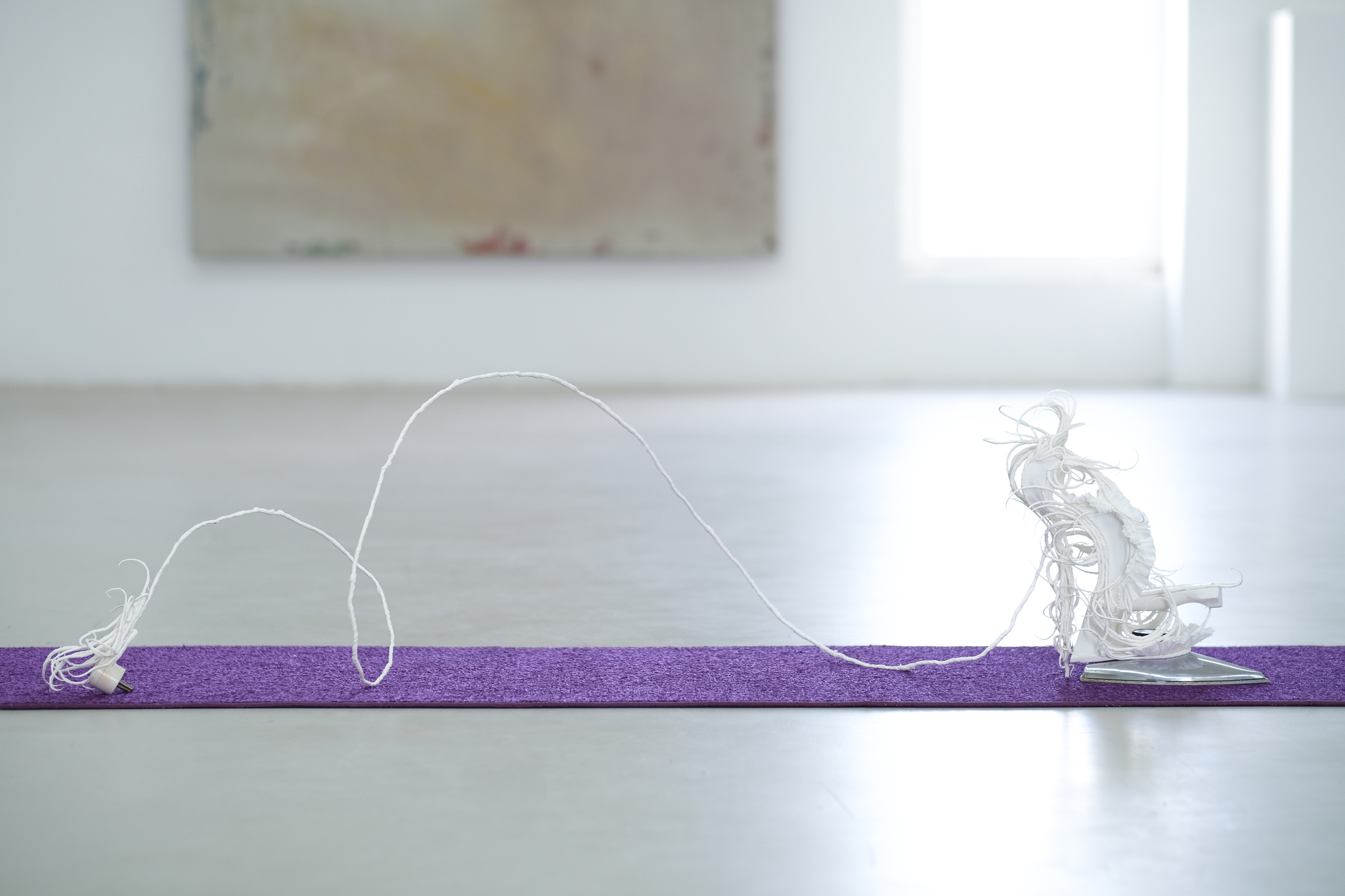 Pavol Godiška, Tissue stilletos, 2025