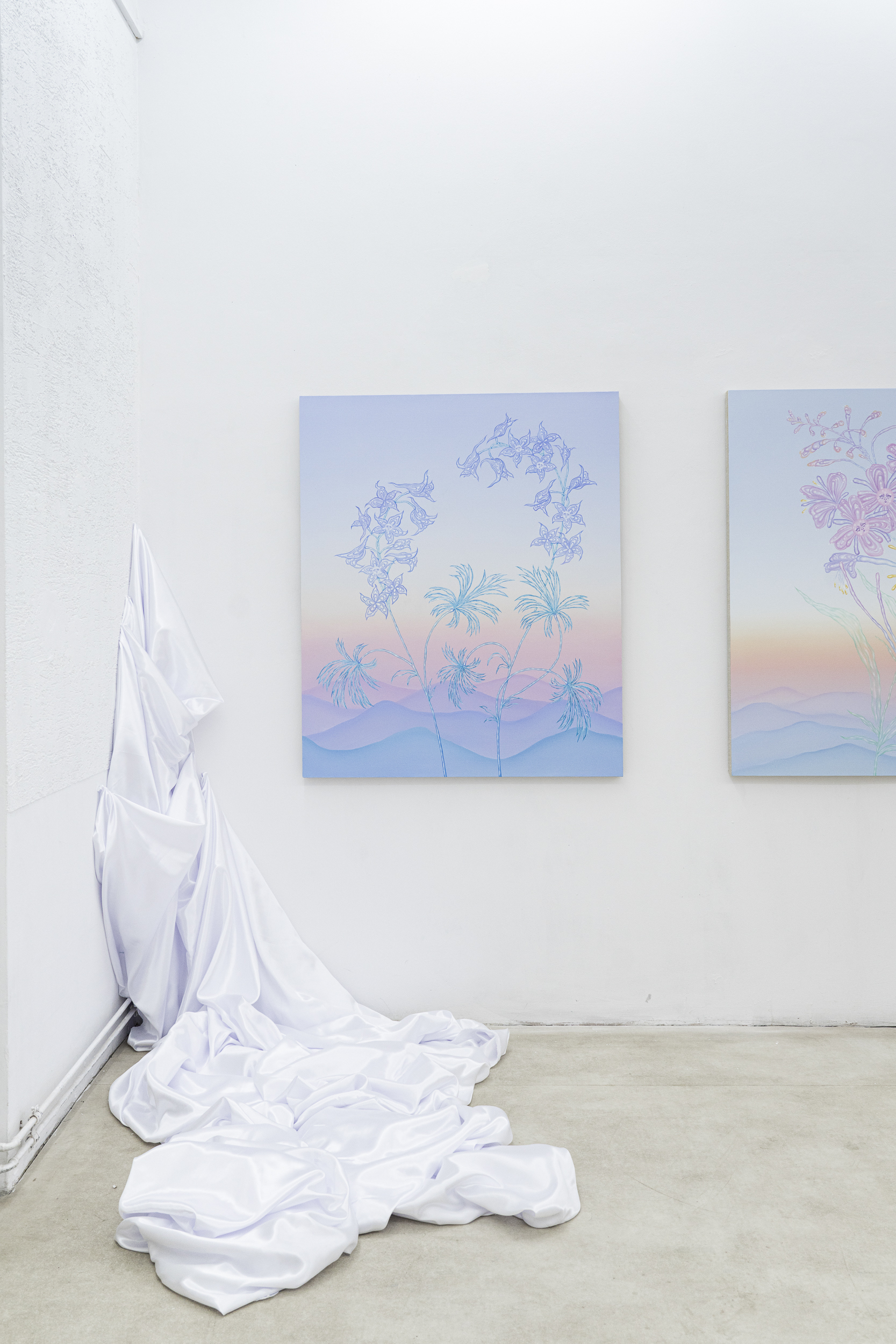 Exhibition view, Glimmer, photo: Michał Maliński, courtesy of Jak Zapomnieć gallery
