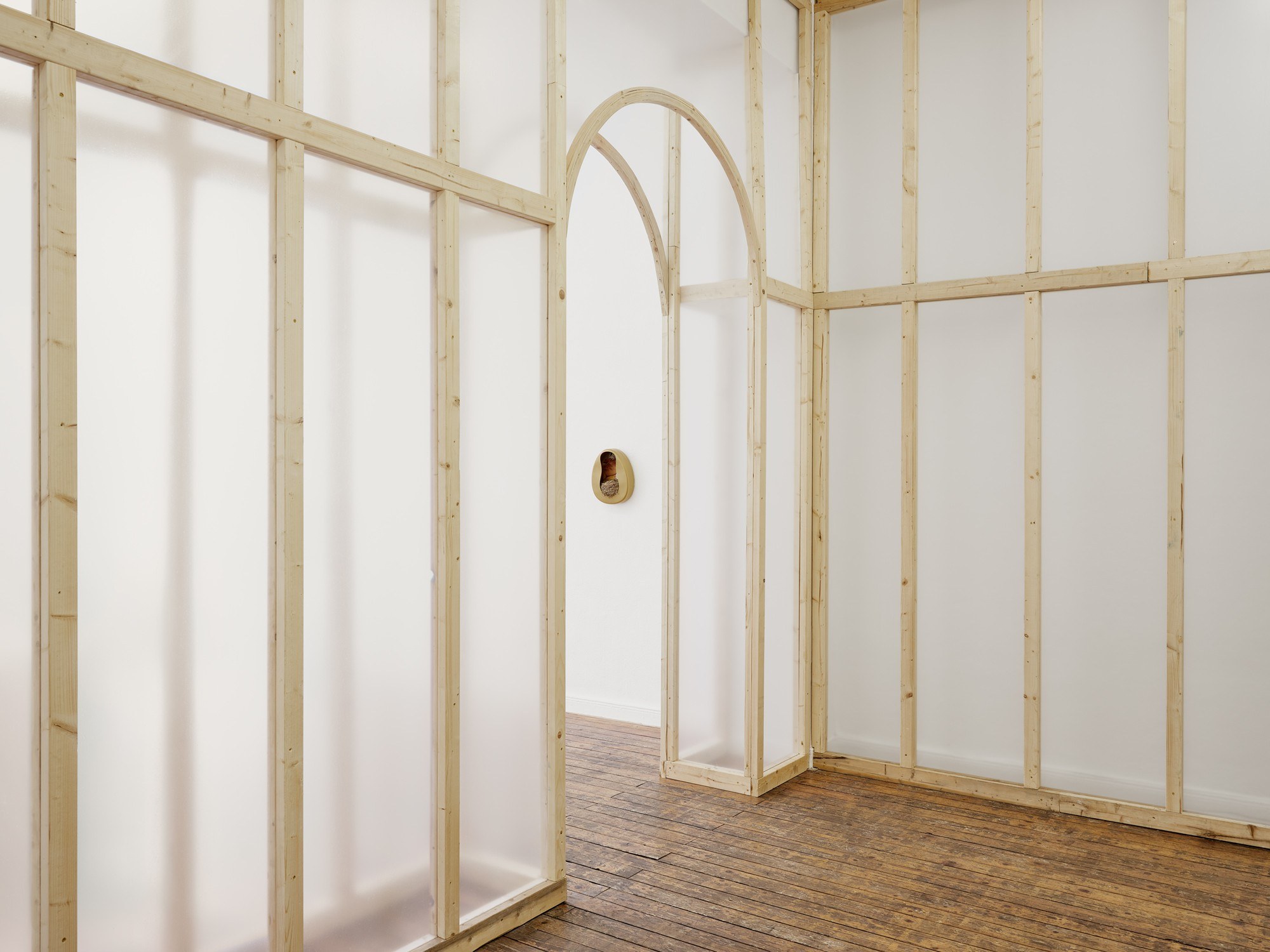 Billie Clarken & Yoel Pytowski, What Holds, Installation view, 2026 © The artists Photo: Juri Löchte
