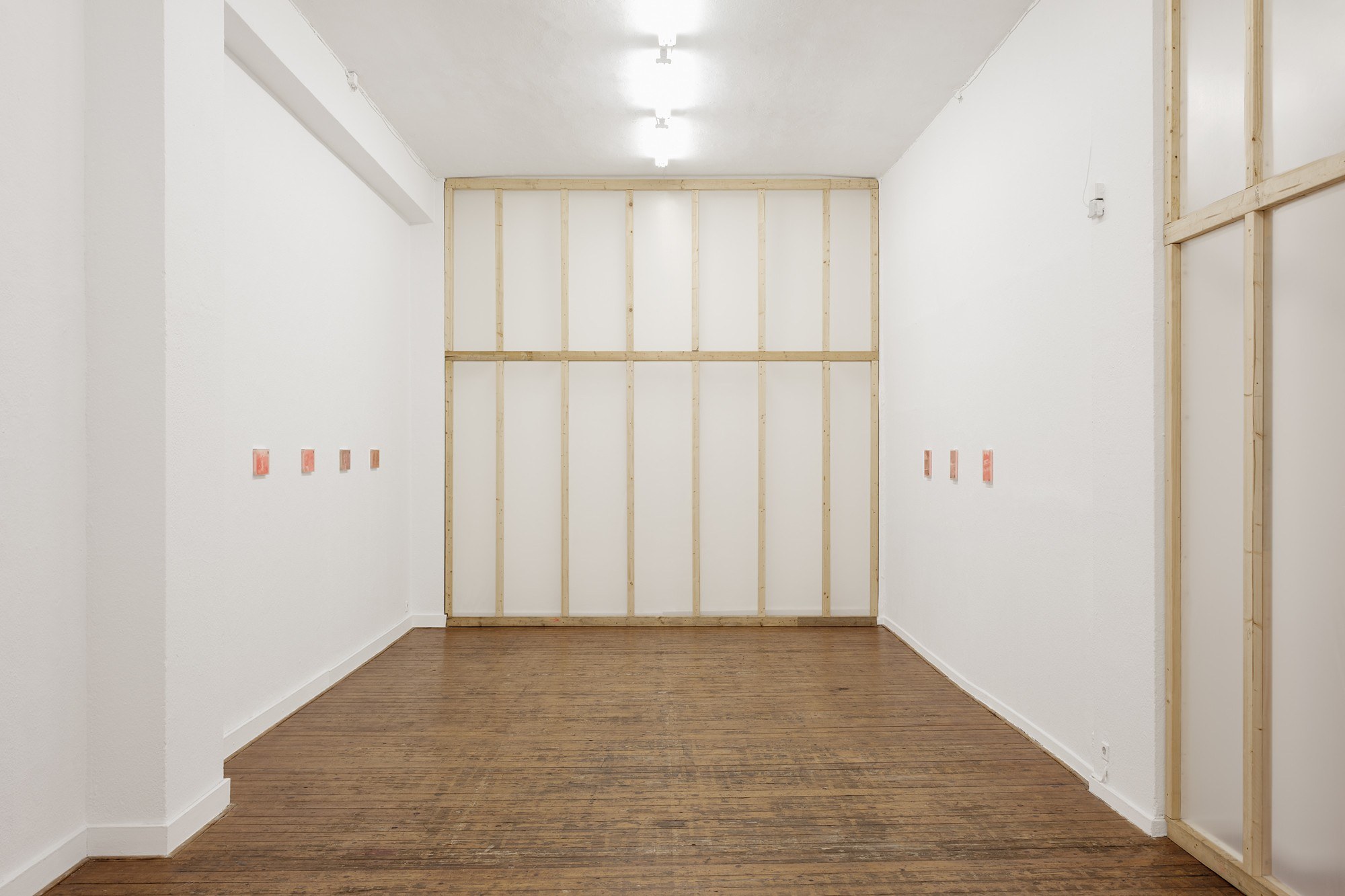 Billie Clarken & Yoel Pytowski, What Holds, Installation view, 2026 © The artists Photo: Juri Löchte