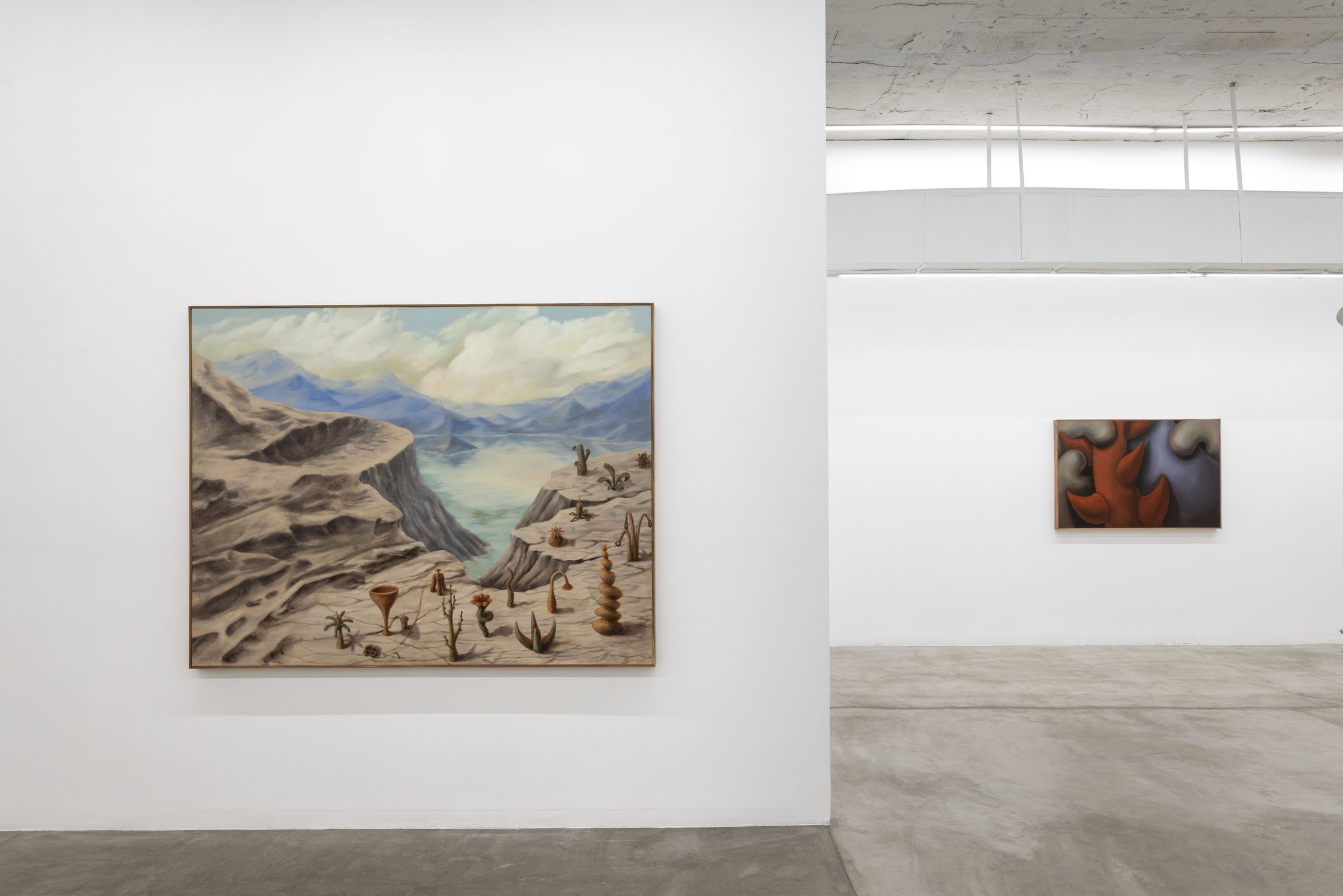 Denise Julieta, "En la ladera de la montaña crecen futuros fósiles", courtesy guadalajara90210, photo Rubén Garay
