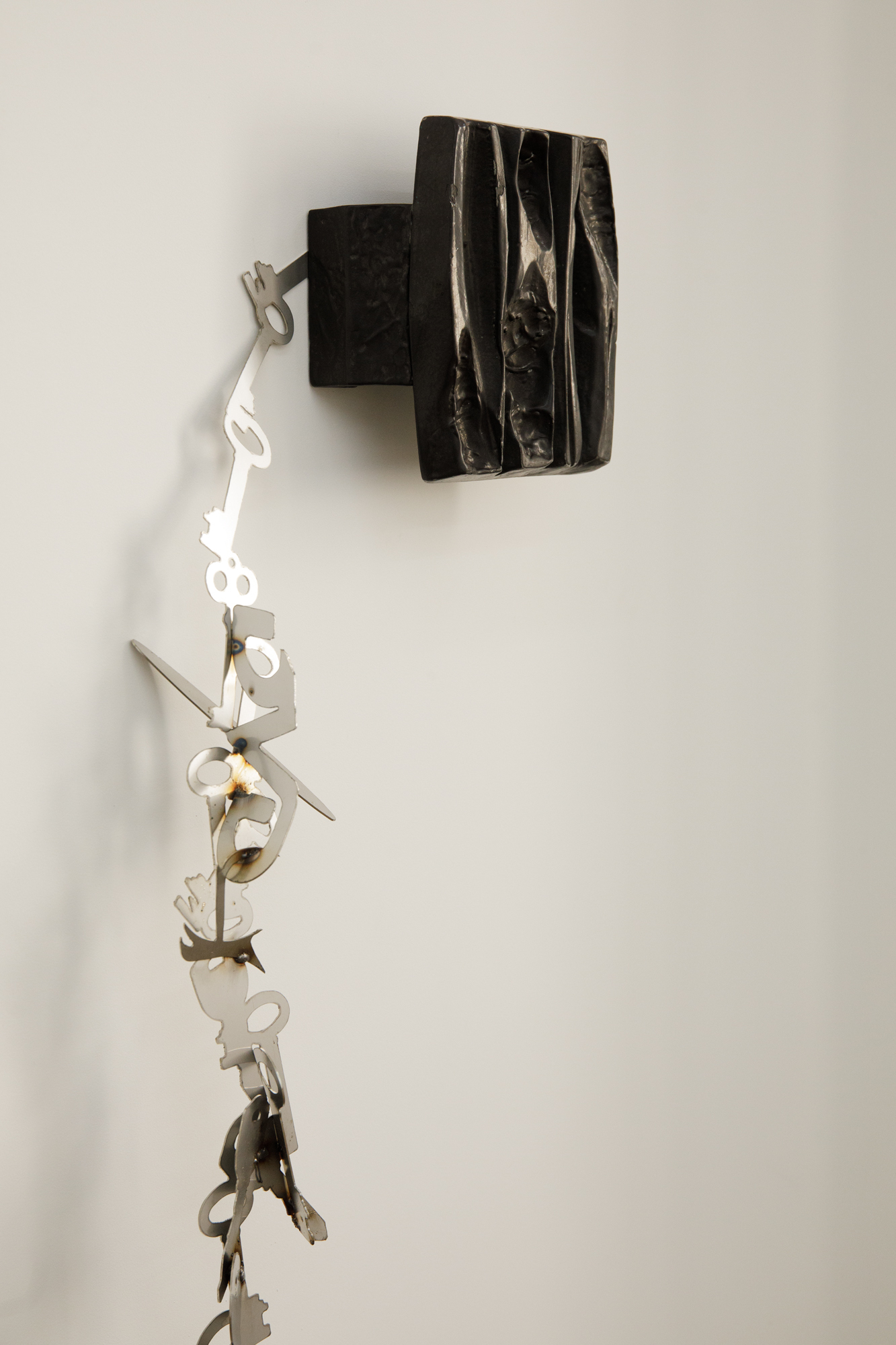 Magdalena Lazar, “At My Most Nostalgic IV”, 2026, vintage door handle, steel, 150 x 145 x 25 cm, detail, photo: bliss gallery